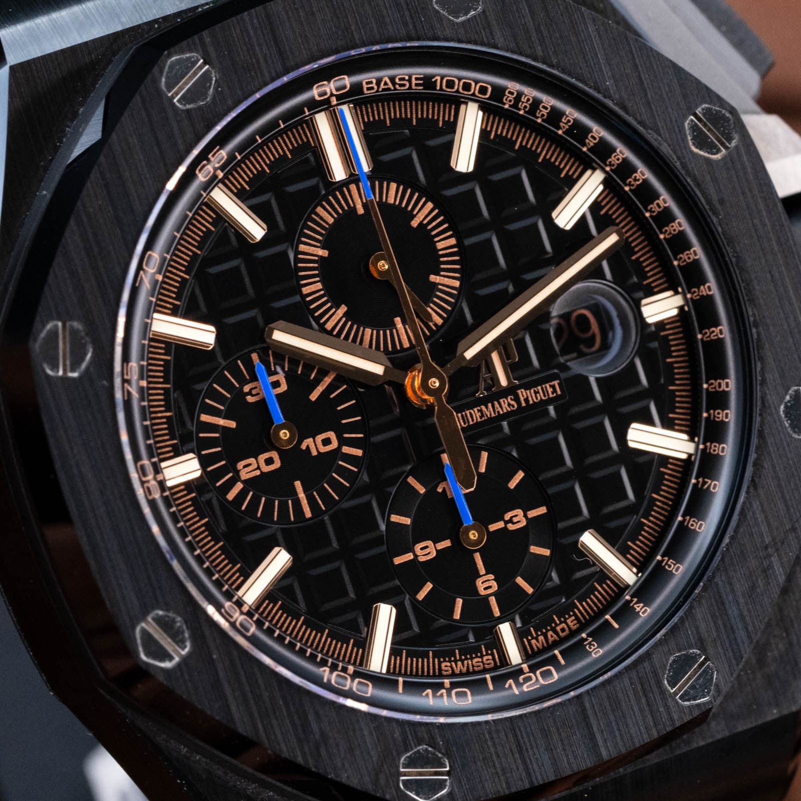 May be an image of wrist watch and text that says '60 BASE BASE1000 1000 Iggui 65 10 CL JUDEMARS JUDEMARSPIGUET PIGUET V 80 I כ IM 130 O 100 110 SswISS 120'