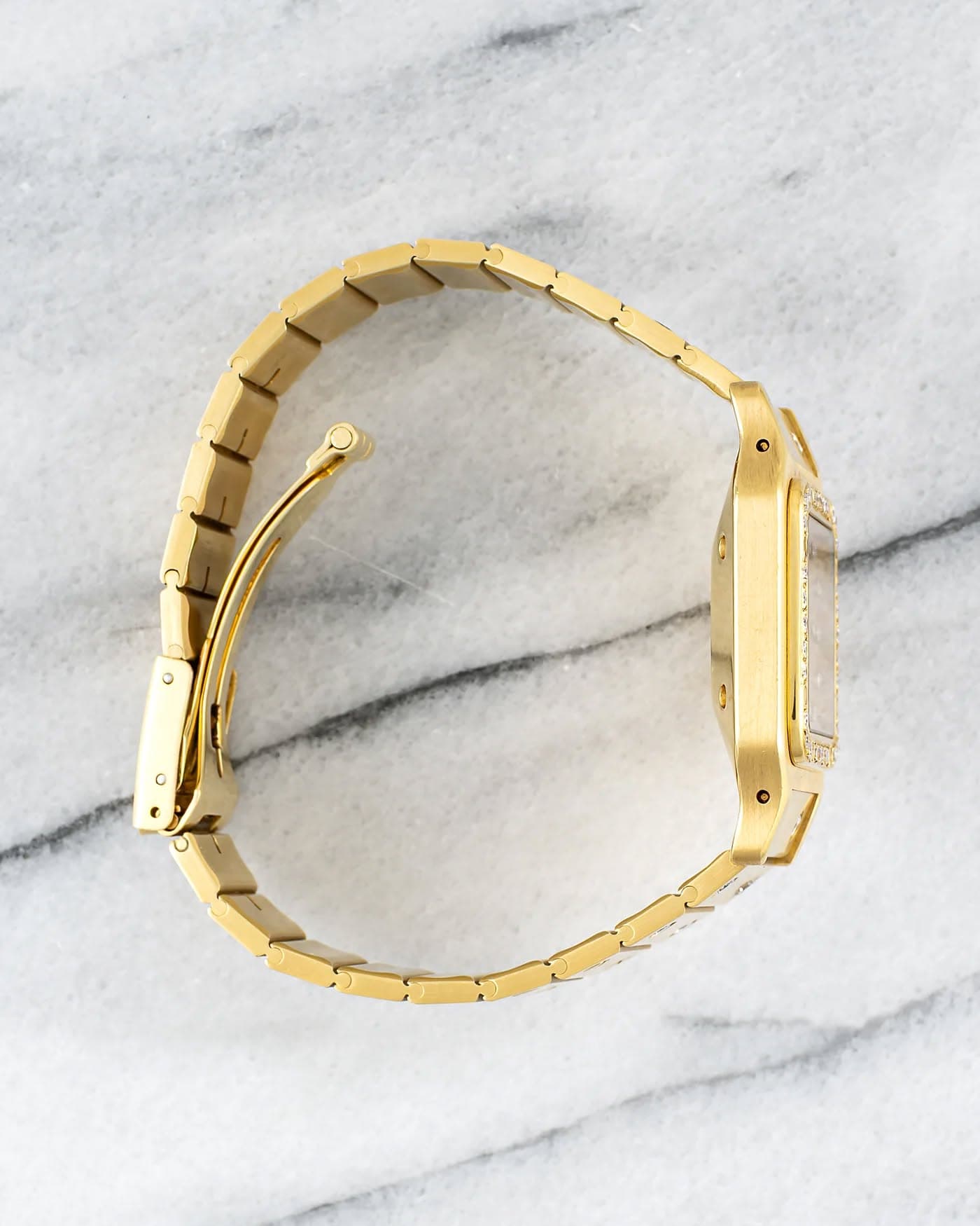 May be an image of jewelry