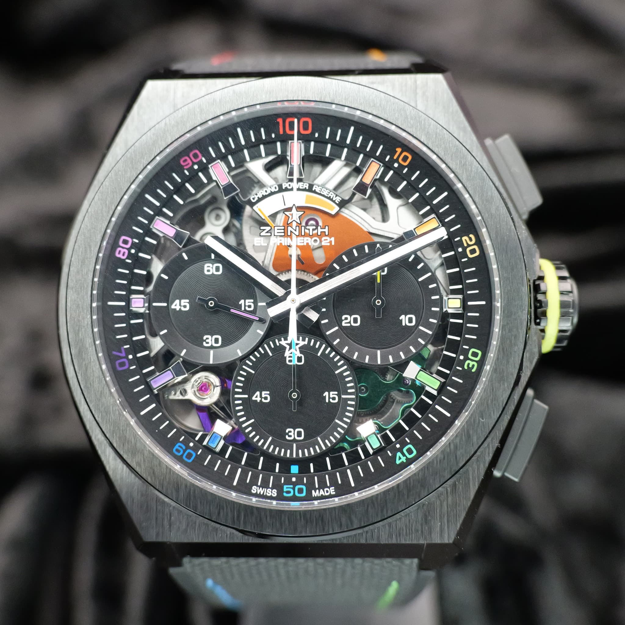 May be an image of wrist watch and text that says '190 CHROND VER RESERVE 80 T 60 ZENITH GRO21 Mayu めイト ا D 30 20 10 出 0 45 (٥) 0 Οε ا SWISS 50 MADE'