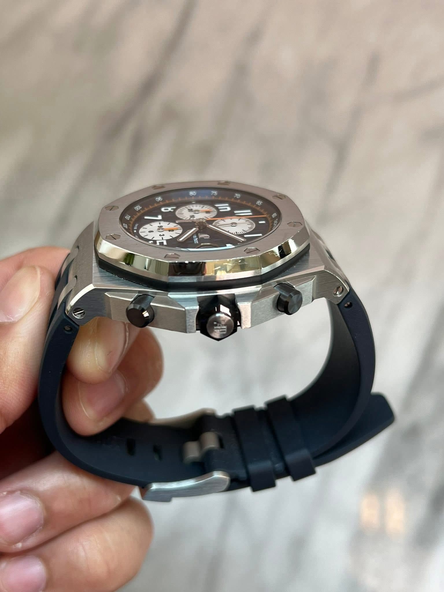 No photo description available.