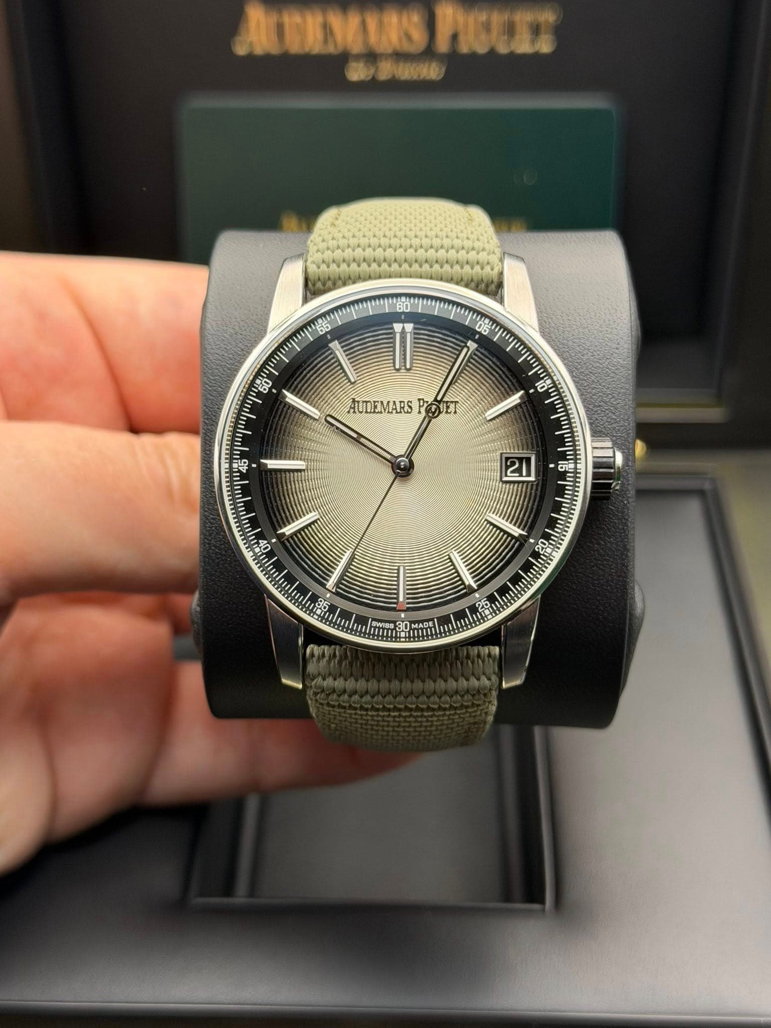 Audemars Piguet CODE 11.59 Automatic, photo 2