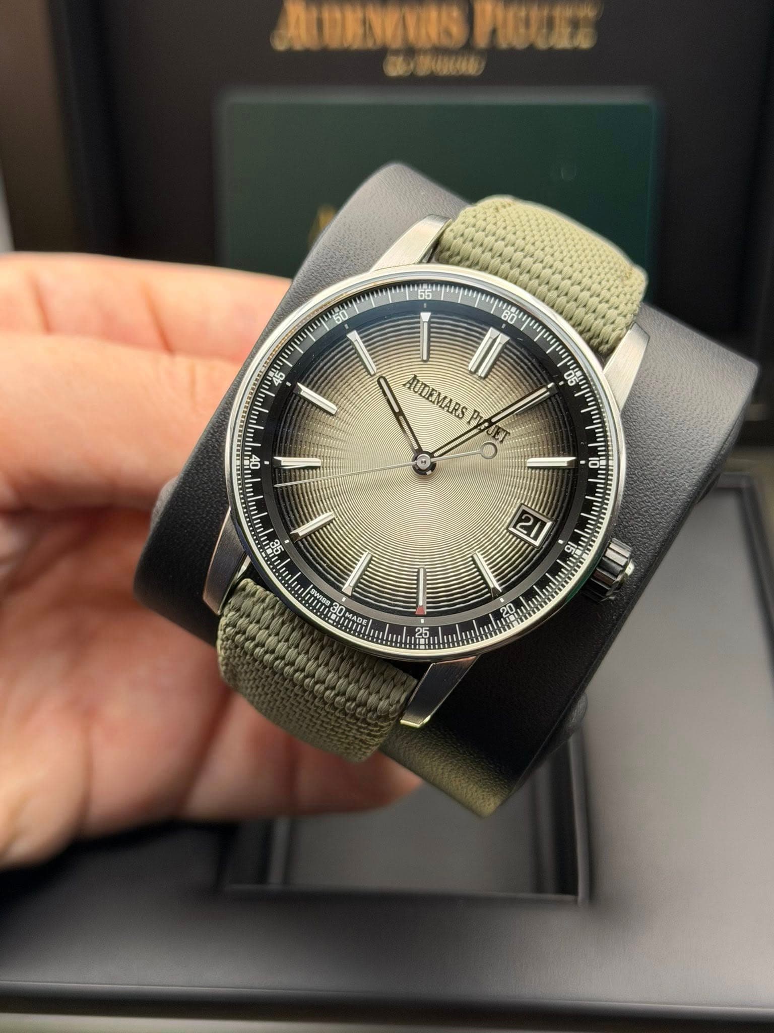 Audemars Piguet CODE 11.59 Automatic, photo 5