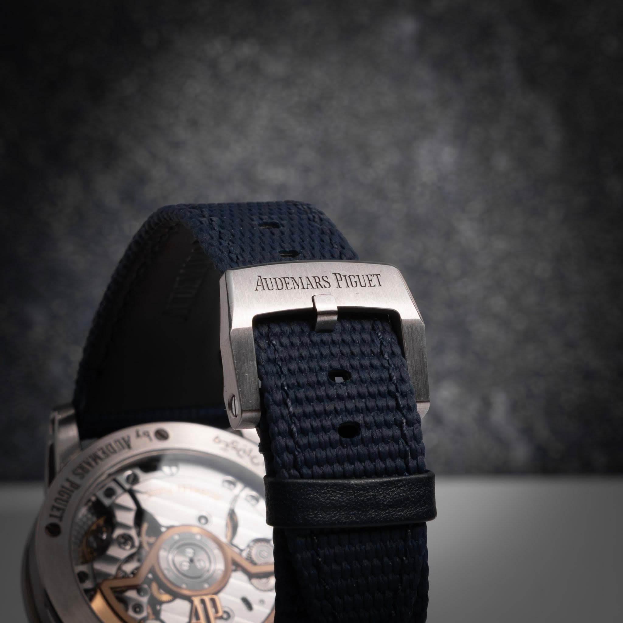 Audemars Piguet CODE 11.59 Automatic, photo 3