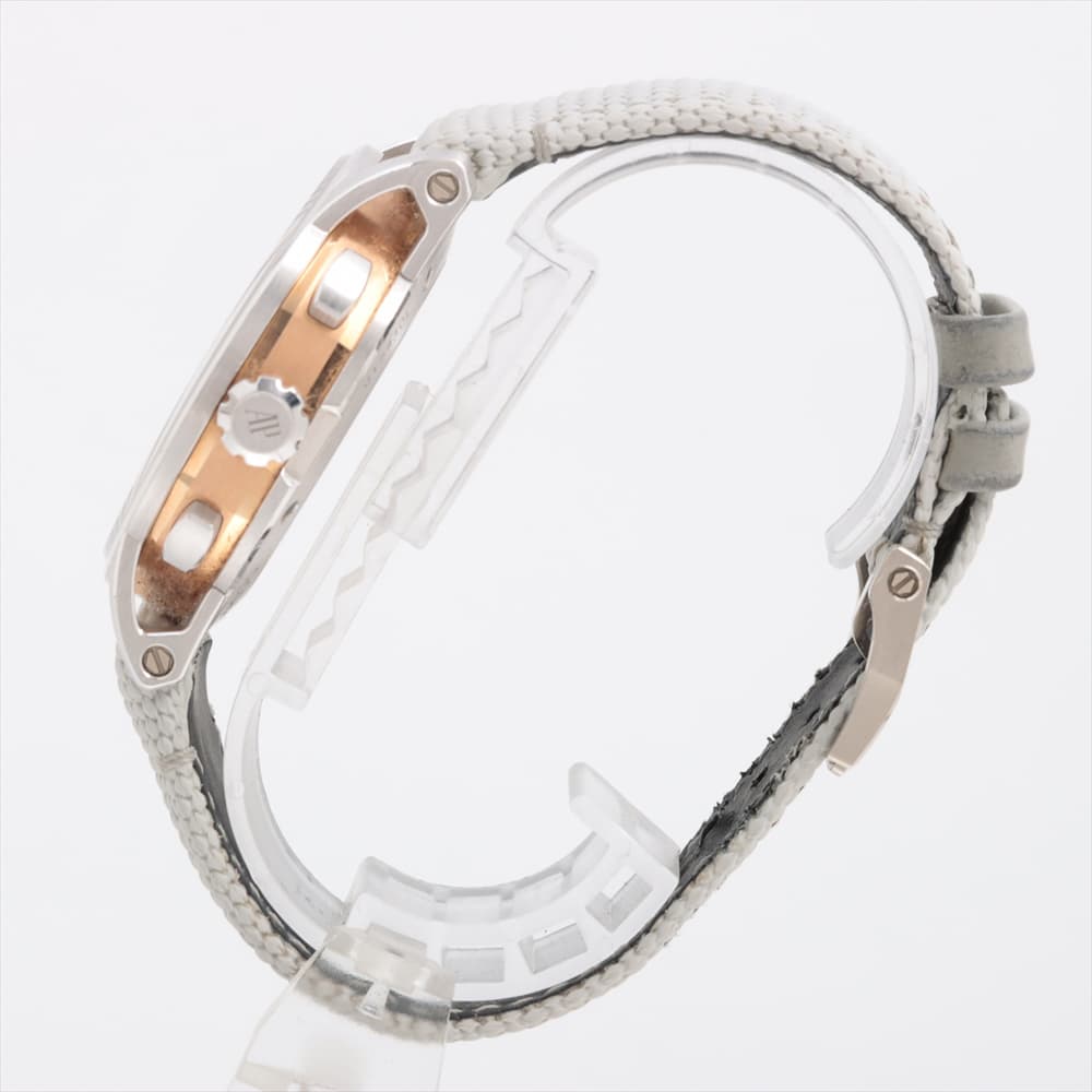 May be an image of digital watch
