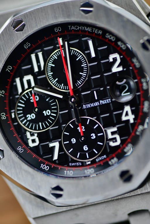 May be an image of wrist watch and text that says '60 TACHYME 65 70 II חן AUDEMARSPIGUET ーー4 4 AUDEMARS PIGUET 5 MADE លបរយទលន 120 SWISS 110 110'