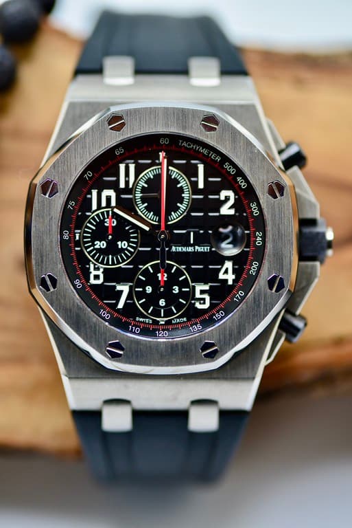 May be an image of wrist watch and text that says '70 -1۱ 75 ΙΩ - ubu ER w| A 240 200 ITEMARS ATEMUSPaET- PIOET パン5 9 SWISS MADE '