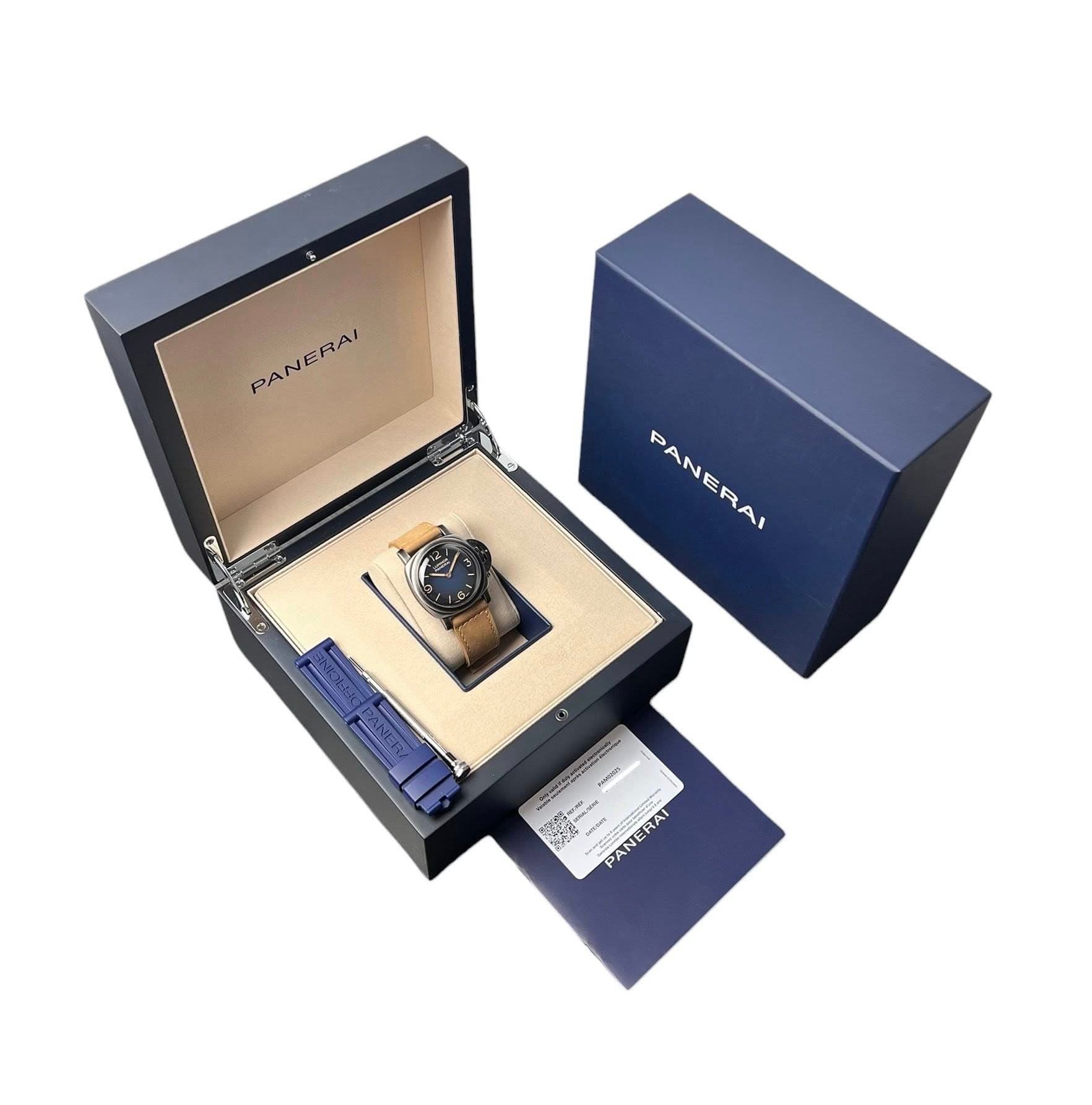 May be an image of wrist watch, cufflinks and text that says 'PANERA! PANE PANERAI PANERAI S e PANERAI IA1 PAN'