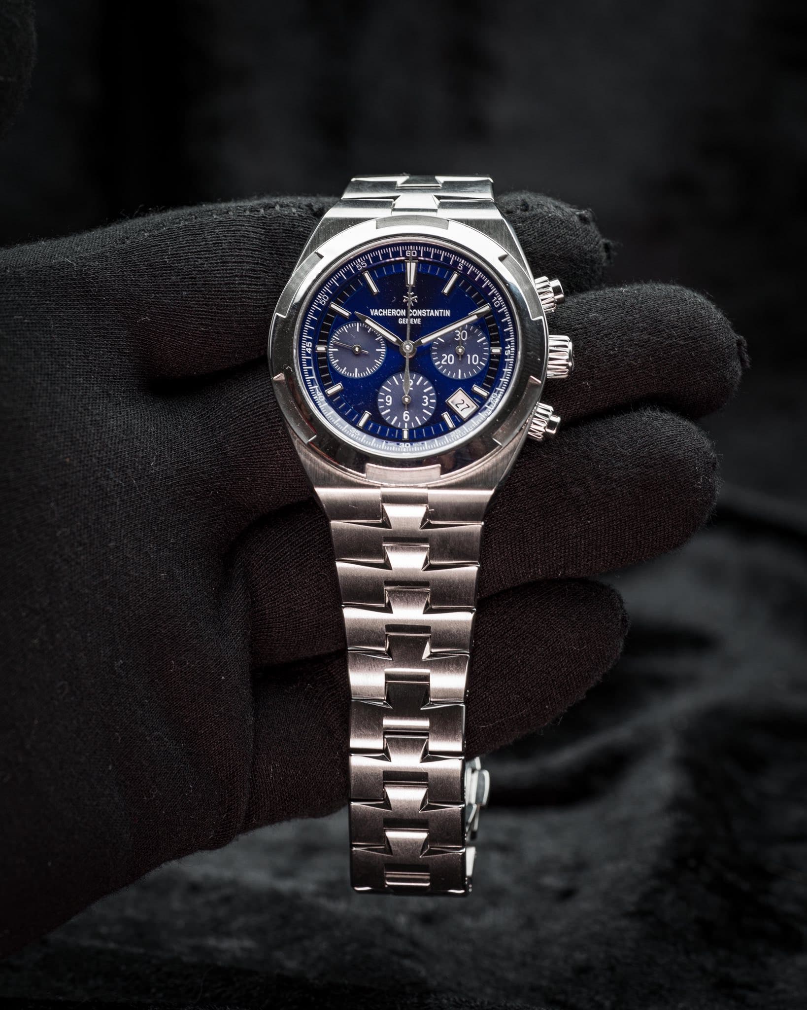 May be an image of wrist watch and text that says 'S II VACHERON ACHERONCORSTANT ONSTANTIN AST 30 ۱1 10 10 : 3- 3- 27 Imin የ'