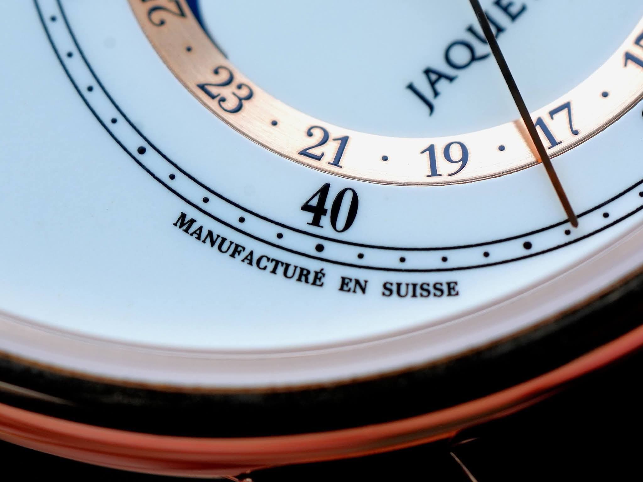May be an image of wrist watch and text that says '23 JAQUAE •17 17 JAay 21•19 21• 21 19 MANUFACTURÉ HANUTACTURE 40 EN SUISSE'