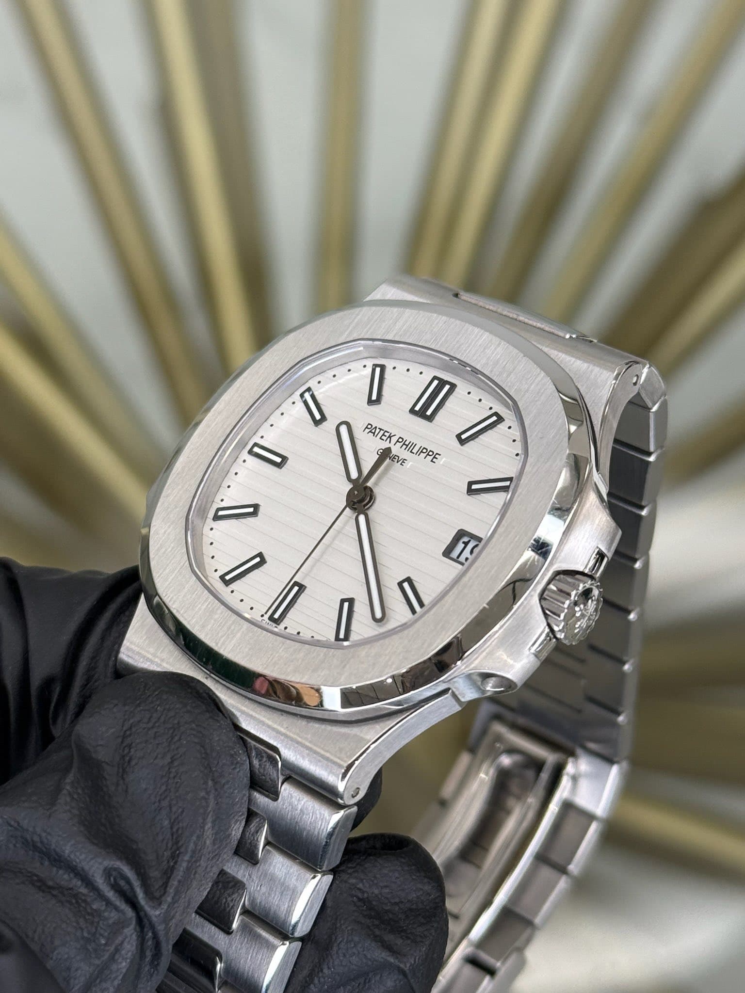 May be an image of wrist watch and text that says '1 I II I O PATEK PHIL NEVE EVE PHILIPPE PATEKPHILIPPE ا/؟ IDDE D ۱ I L I'