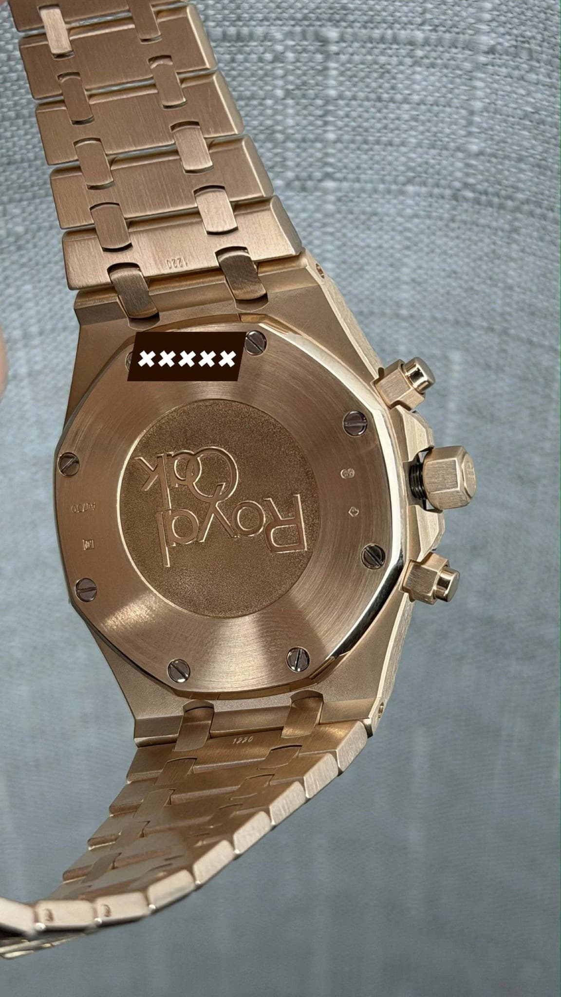 May be an image of digital watch and text that says 'xxxxx pRod C roy B'