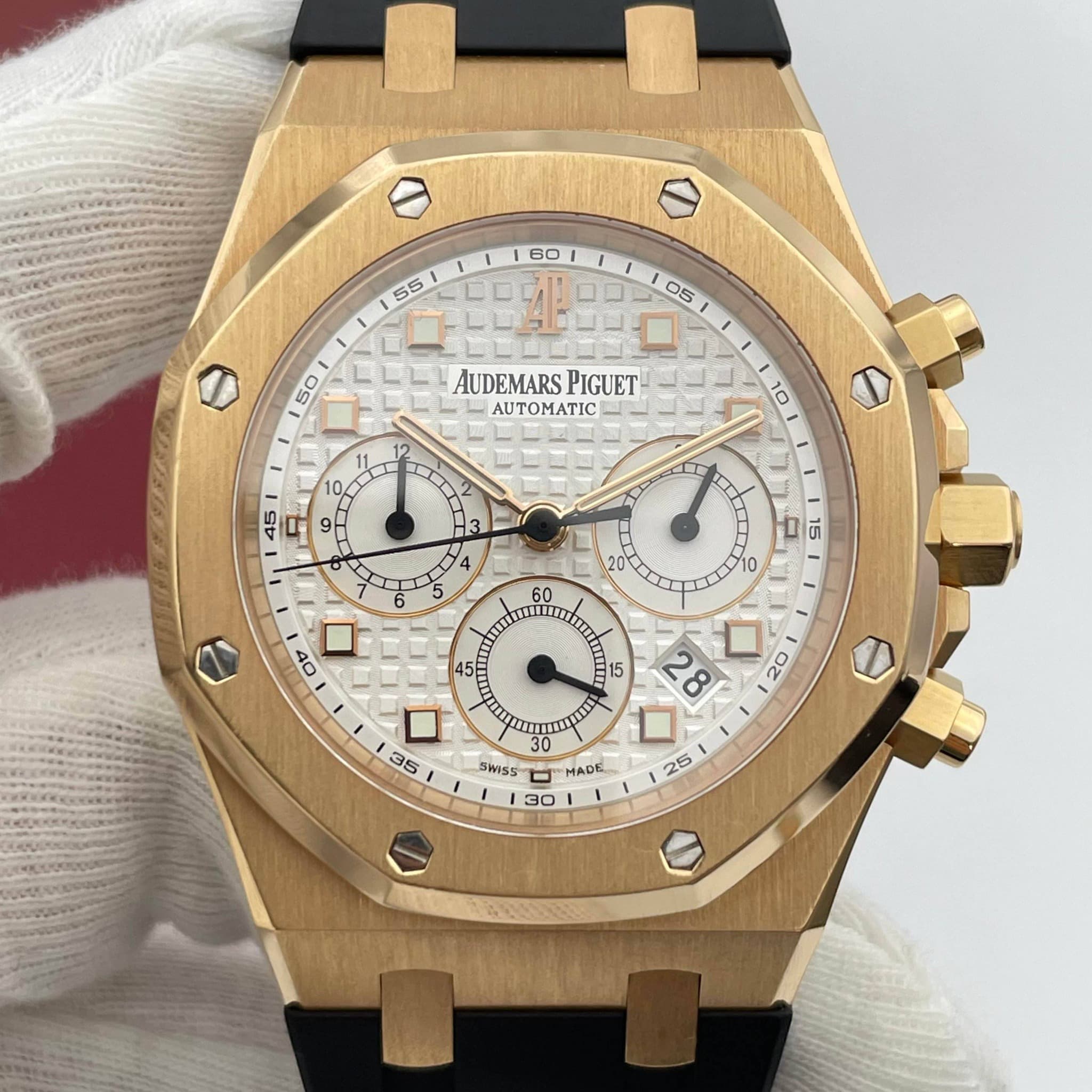 May be an image of wrist watch and text that says ' AUDEMARS AUDEMARSPIGUET PIGUET AUTOMATIC 10 10/ و d 45 3 T 5 모 15 20 60 o0 D ان 45 5 5 III πτημή သ ٦ 8 M 02 35 5ms5 MADE 30…