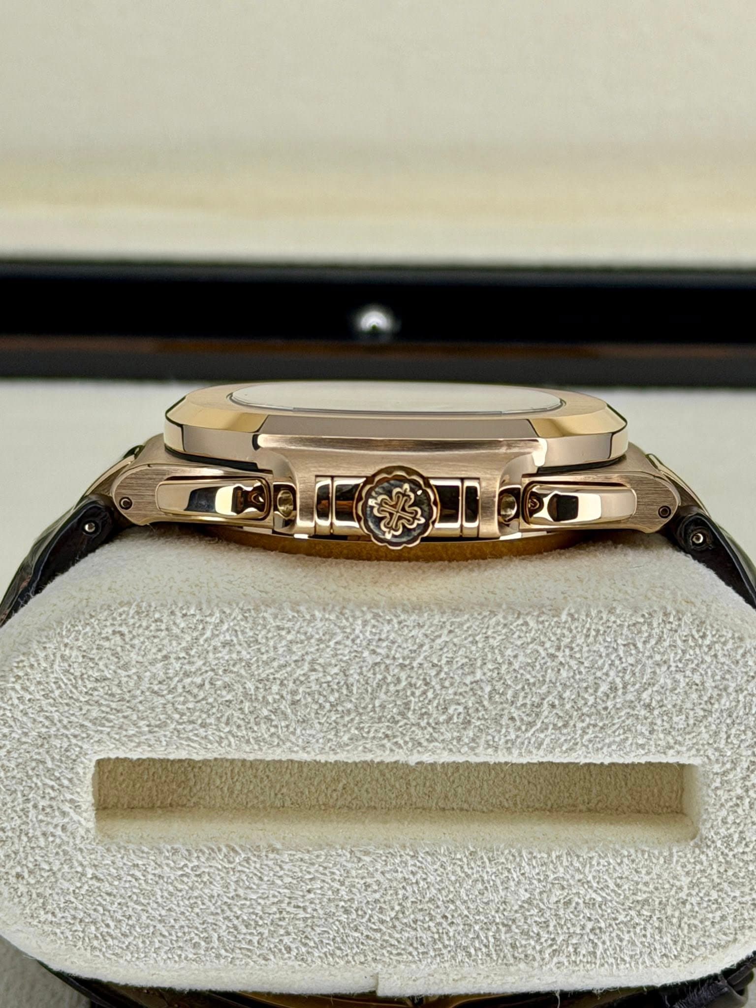 Patek Philippe Nautilus, photo 3