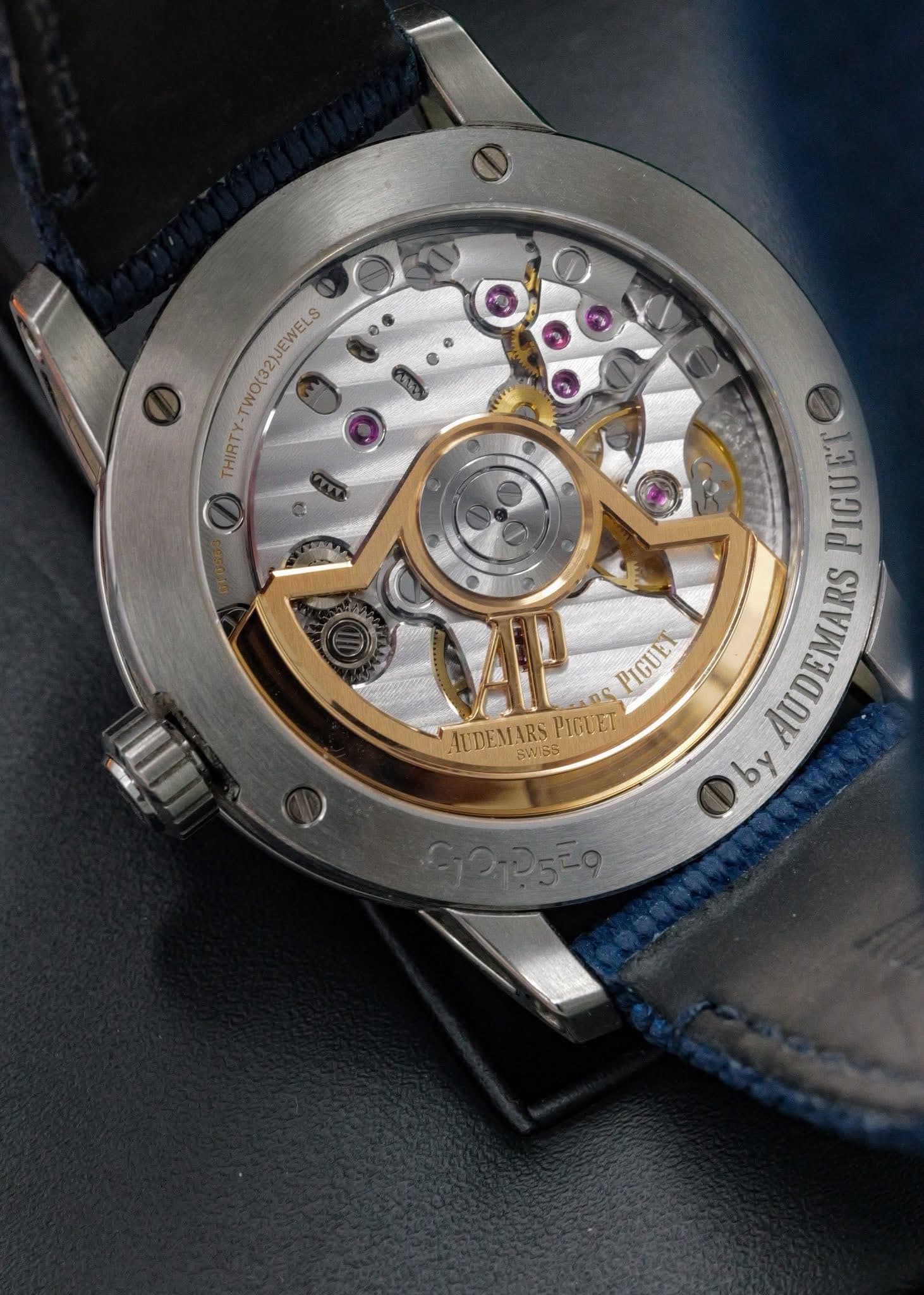 May be an image of wrist watch and text that says 'THIRTY-TWO(32NEWELS EWELS WO(32)JEWELS HIRTY E ET PIGUET OAP PIGUET PIGUE AUDEMARS AUDEMARSPIGUET SWISS AUDEMARS Oby by 6ြား55်9'