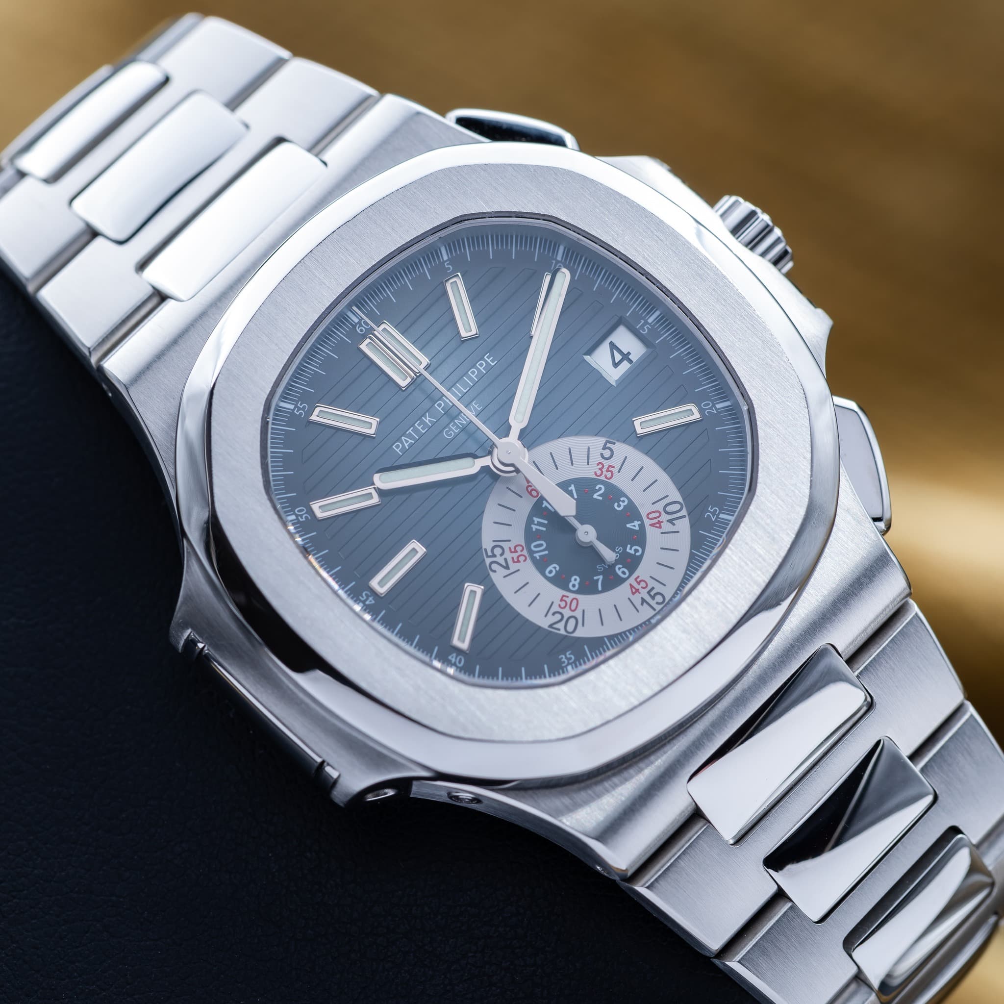 May be an image of wrist watch and text that says '60 HSER 4 IPPE PE PATEK P PI P CEN 11. كوي 10 T ር ၈ 2 as دن A A 0 O ل 5 o 2 M መራ 1S ما A 45 20 : 20 50, 4o A'