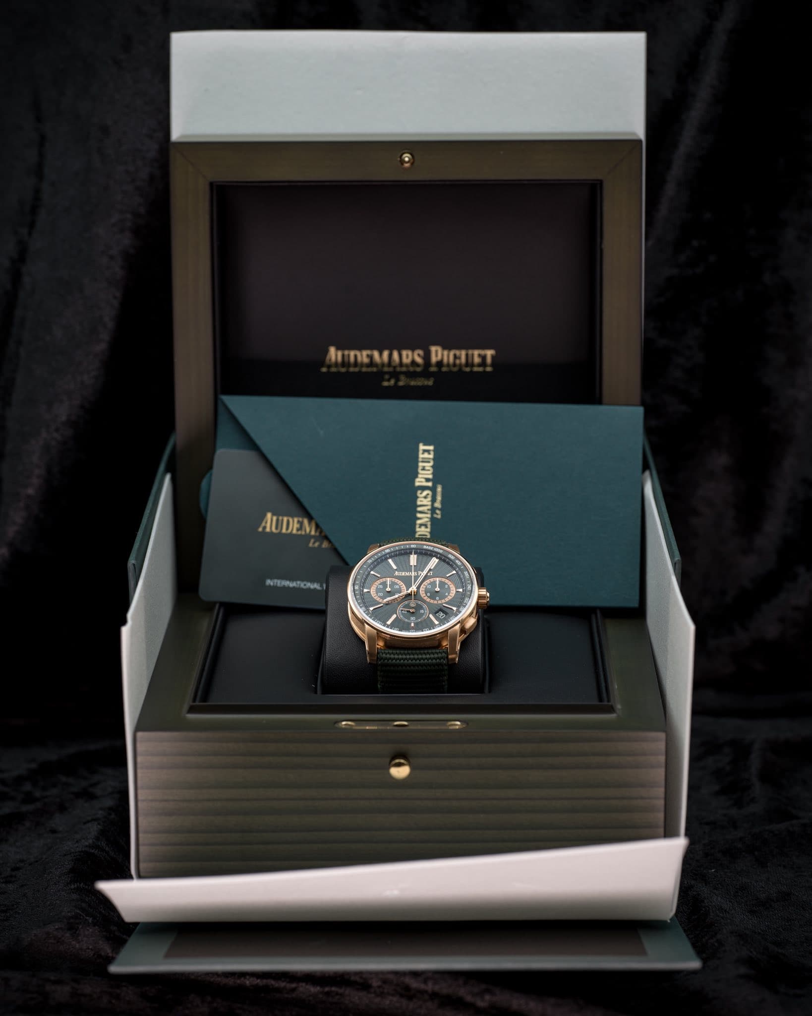 Audemars Piguet CODE 11.59 Chronograph Selfwinding Pink Gold, photo 4