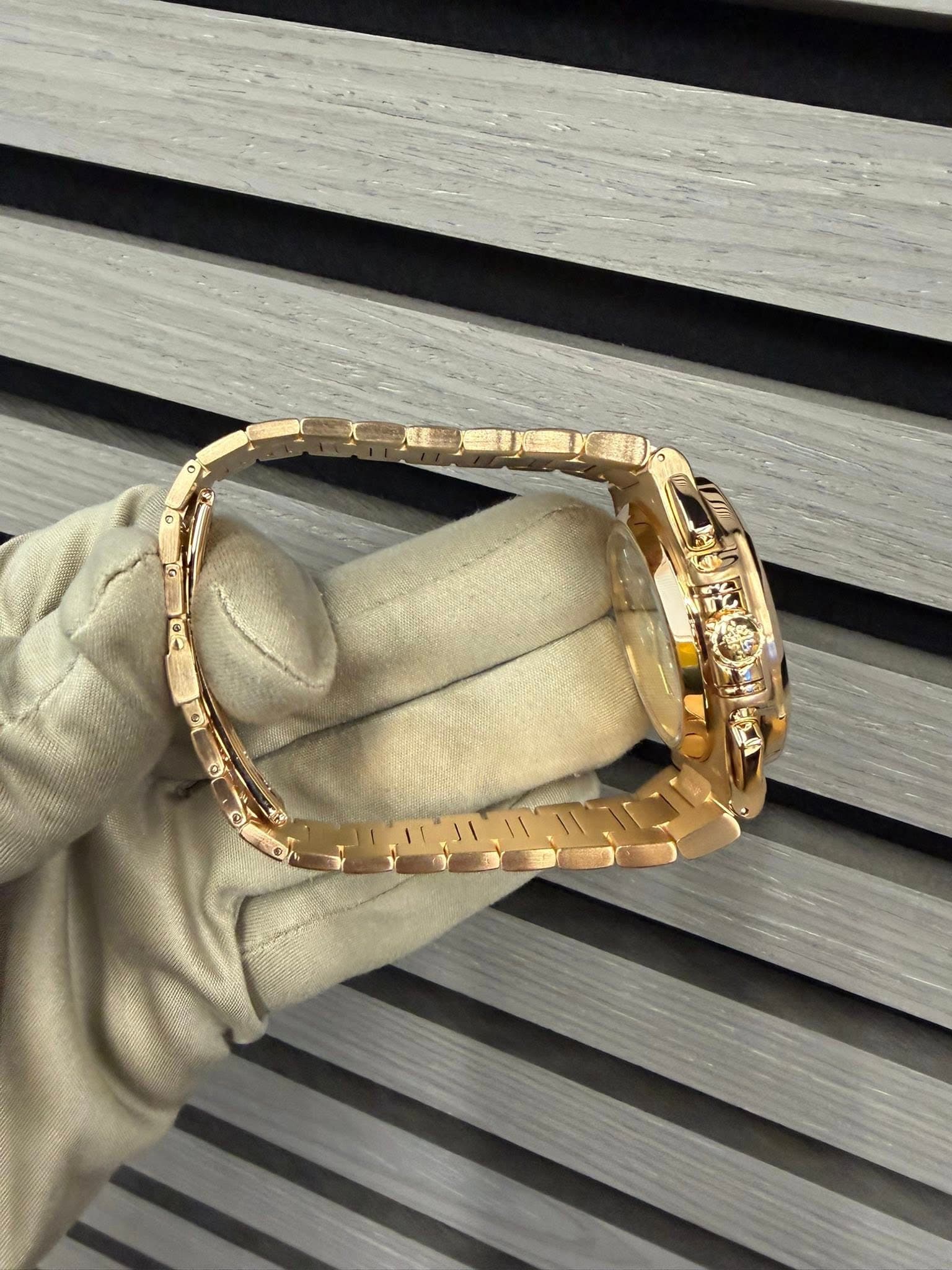 May be an image of jewelry