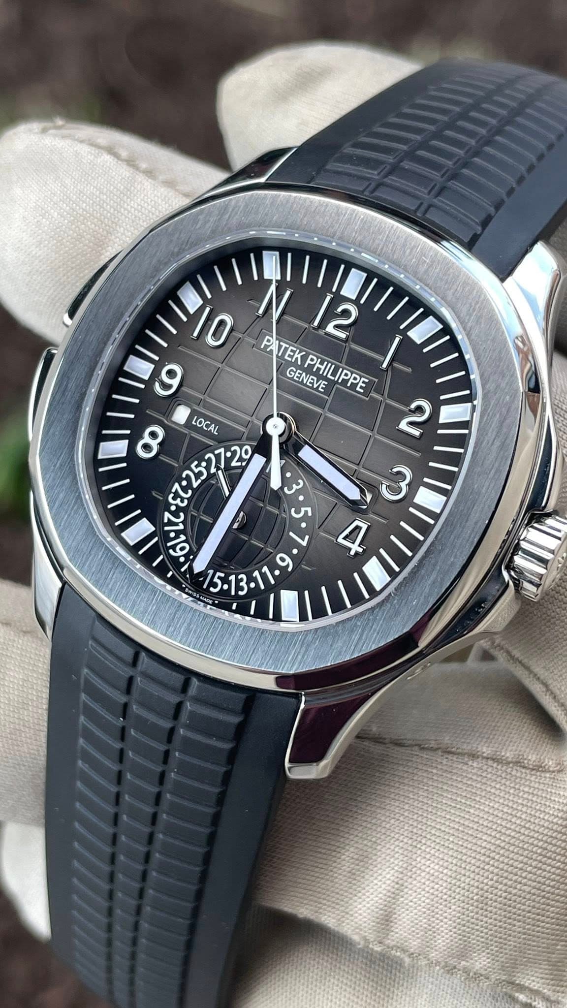 May be an image of wrist watch and text that says '10 N12 N PATEK 9 GENEVE PATEKPHILIPPE 12| 12 PHILIPPE 8 .E225-27-29 OP LOCAL 2 6・と・ :66 မ من 5 5'