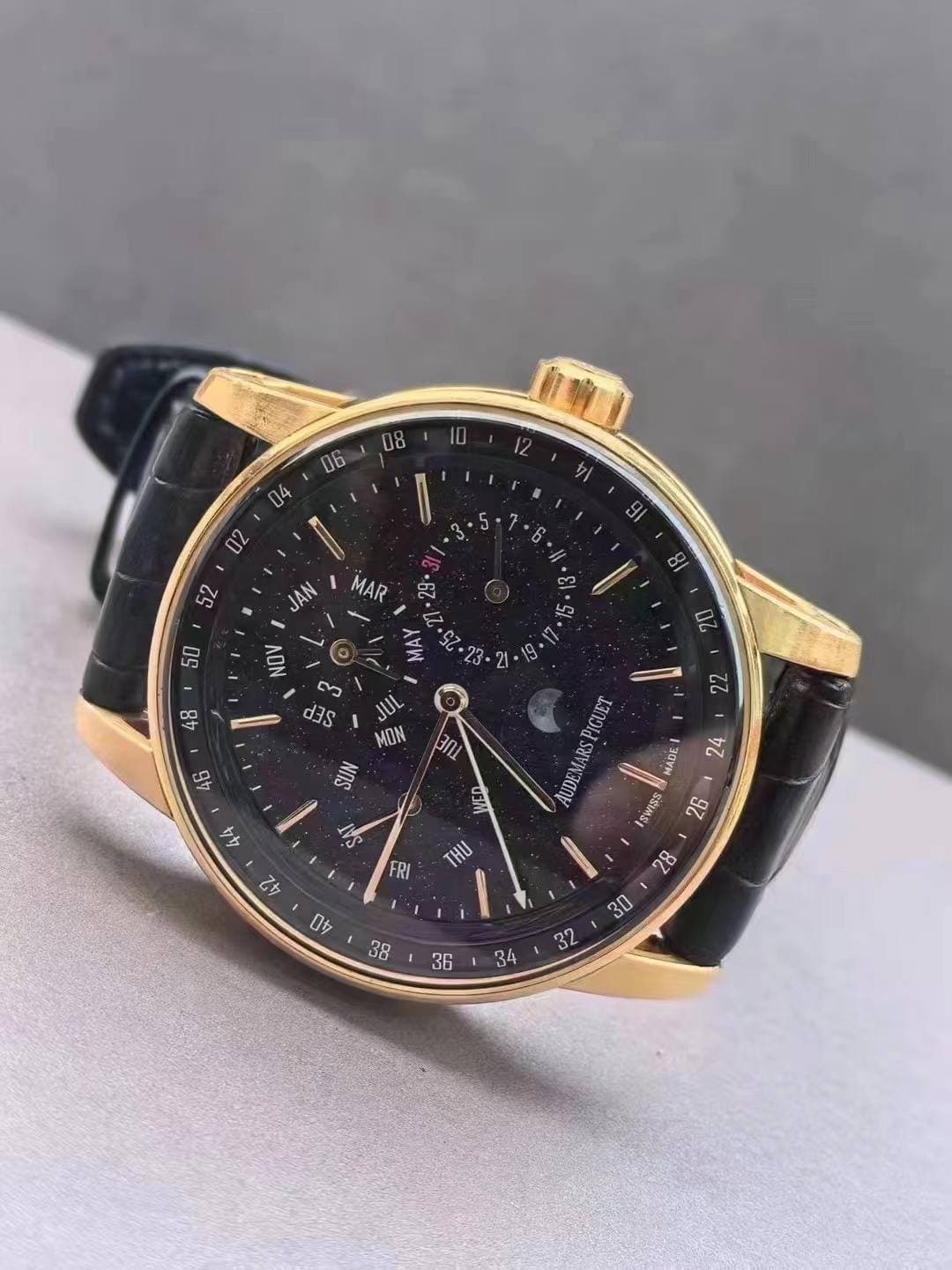 May be an image of digital watch and text that says ' AN MAR ២2 8 50 ON H 48 20 က SES μι MON 46 22 44 WED ရွာ ሪኃ UDEMARSPIGUET RSPIGUET MADE 24 Iswess 26 28 30 FRI TΗИ עם 38 36…