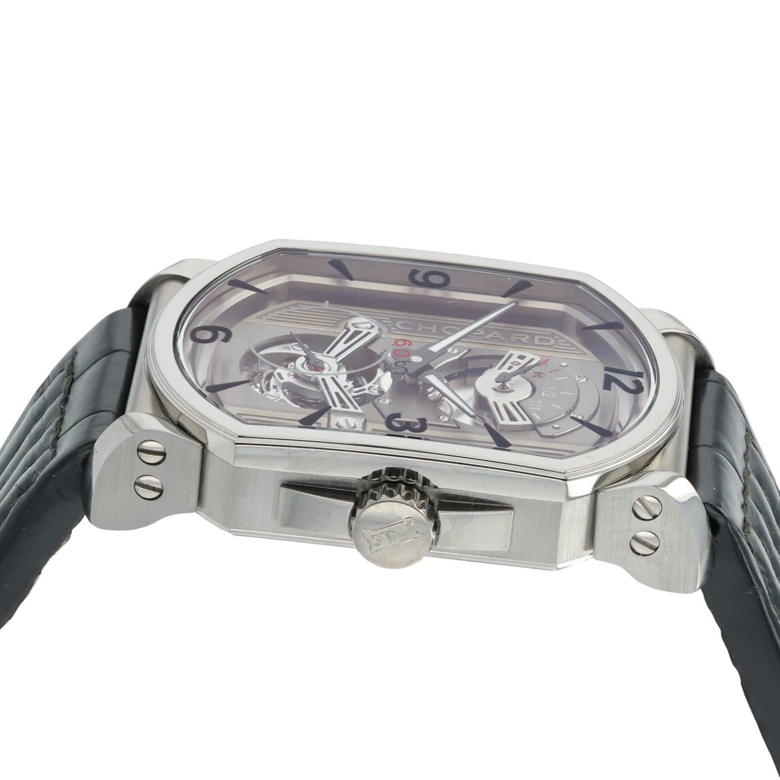 May be an image of digital watch and text that says 'ف 9 R'