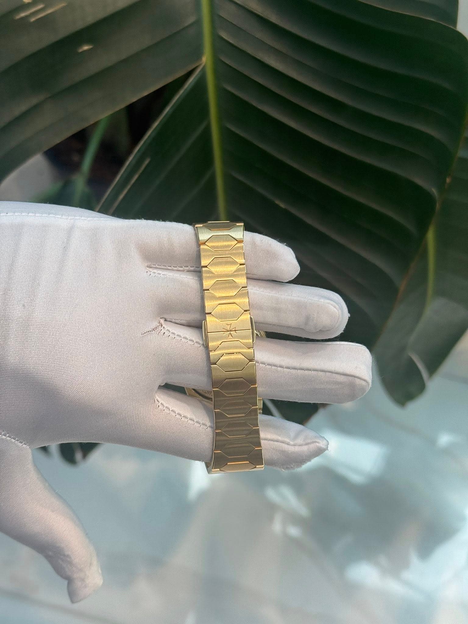 May be an image of ring and brass