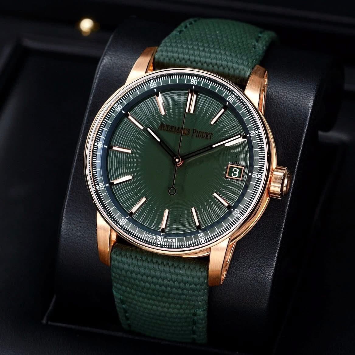 Audemars Piguet CODE 11.59 Automatic Pink Gold, photo 4