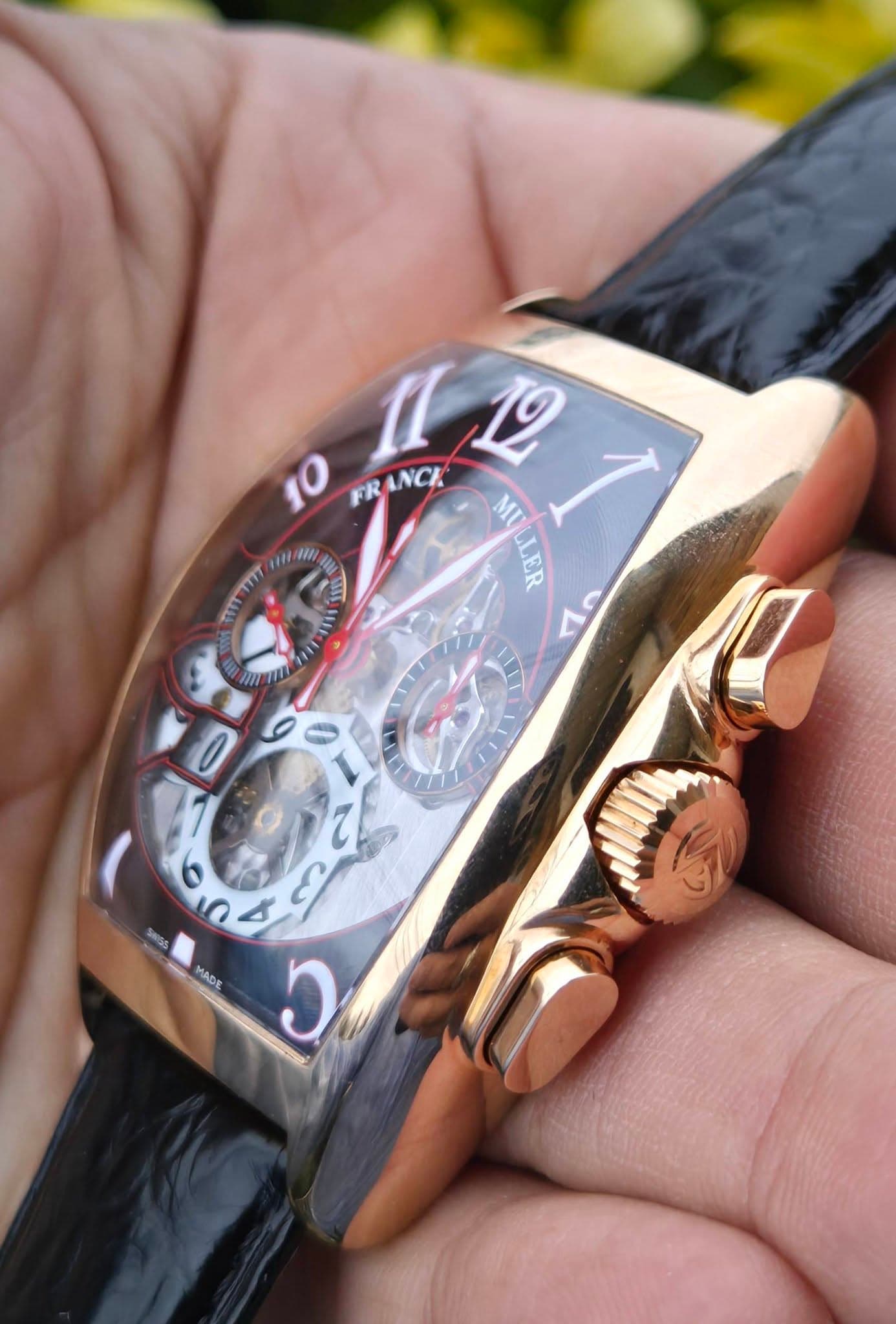 May be an image of wrist watch and text that says '19 10 FR FRANCI NCI MULLER G MU LLER H M I E Y SRISS MADE 5'