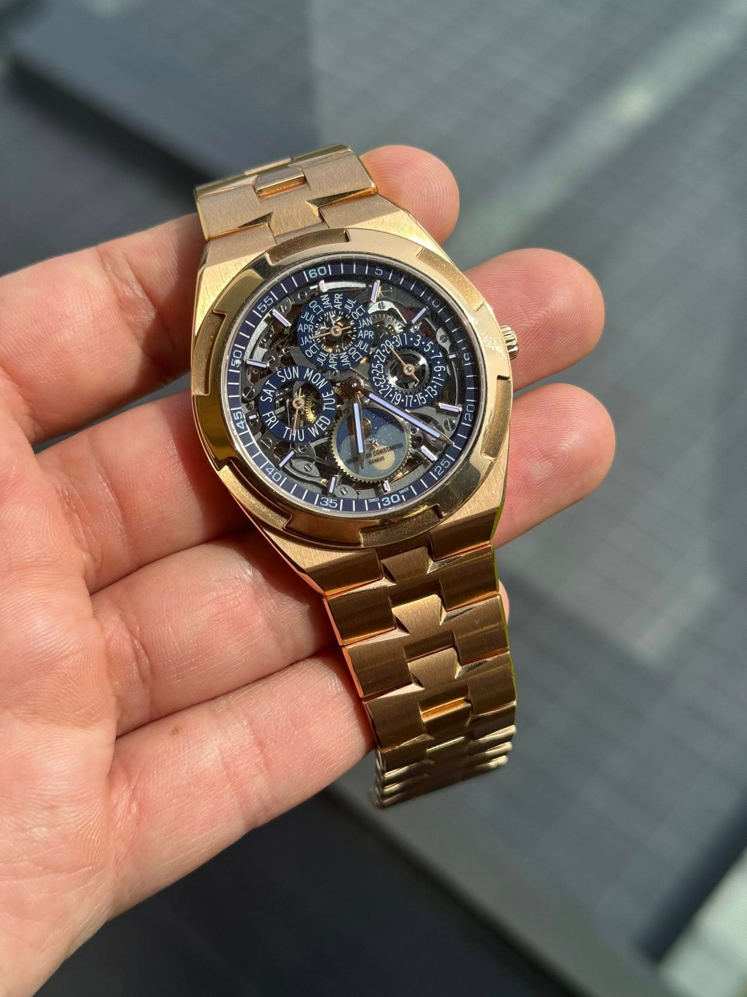 May be an image of wrist watch and text that says '60 55/ 1 3+ 3. بر > L â SUN MO SA 45 ਨੂੰ 2. ብ WE ED DE lOF d S Sa 35 H 30 O'
