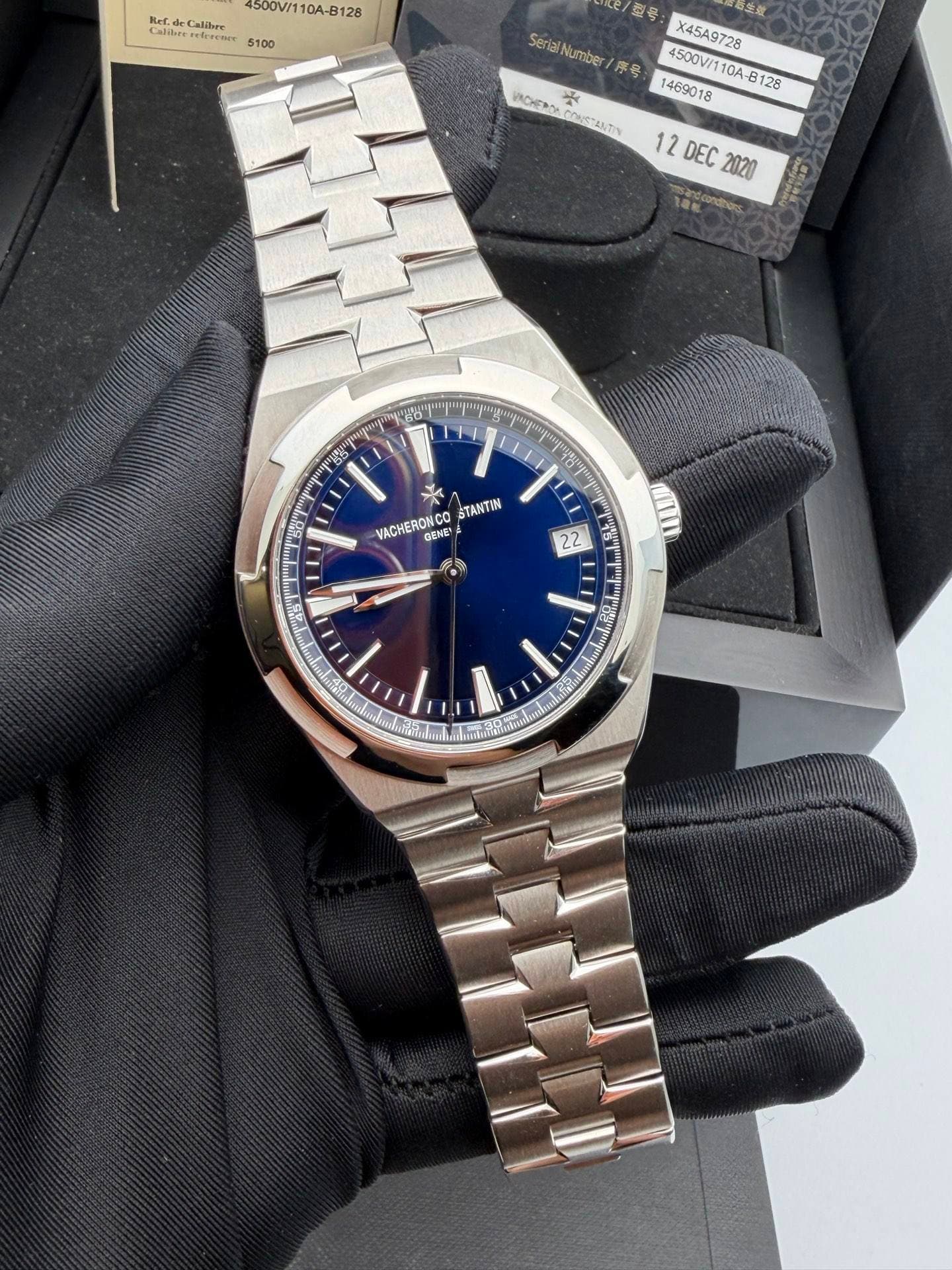 May be an image of wrist watch and text that says 'tnct-calbio100 4500V/110 00V/110A-B128 128 Her ahibn Cafilice reTeHeT 5100 ce/登号 登号 X45A9728 新立就 空效 SerialNumber 摩号 489018…