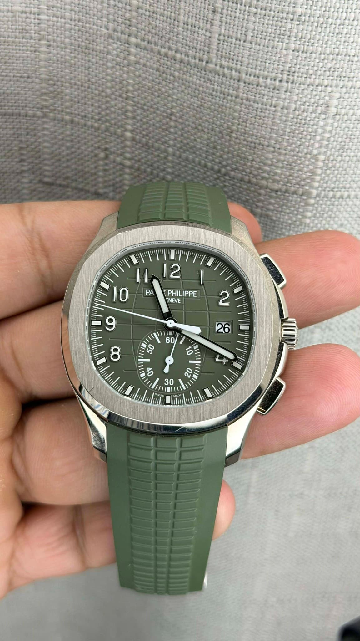 May be an image of digital watch and text that says '2 11 የጣህ 10 PA 9 PHILIPPE LIPPE NEVE 2 BP 60/ E 4g 5 23 ا 30 BA 1 0 1 1 N 「. IEI'