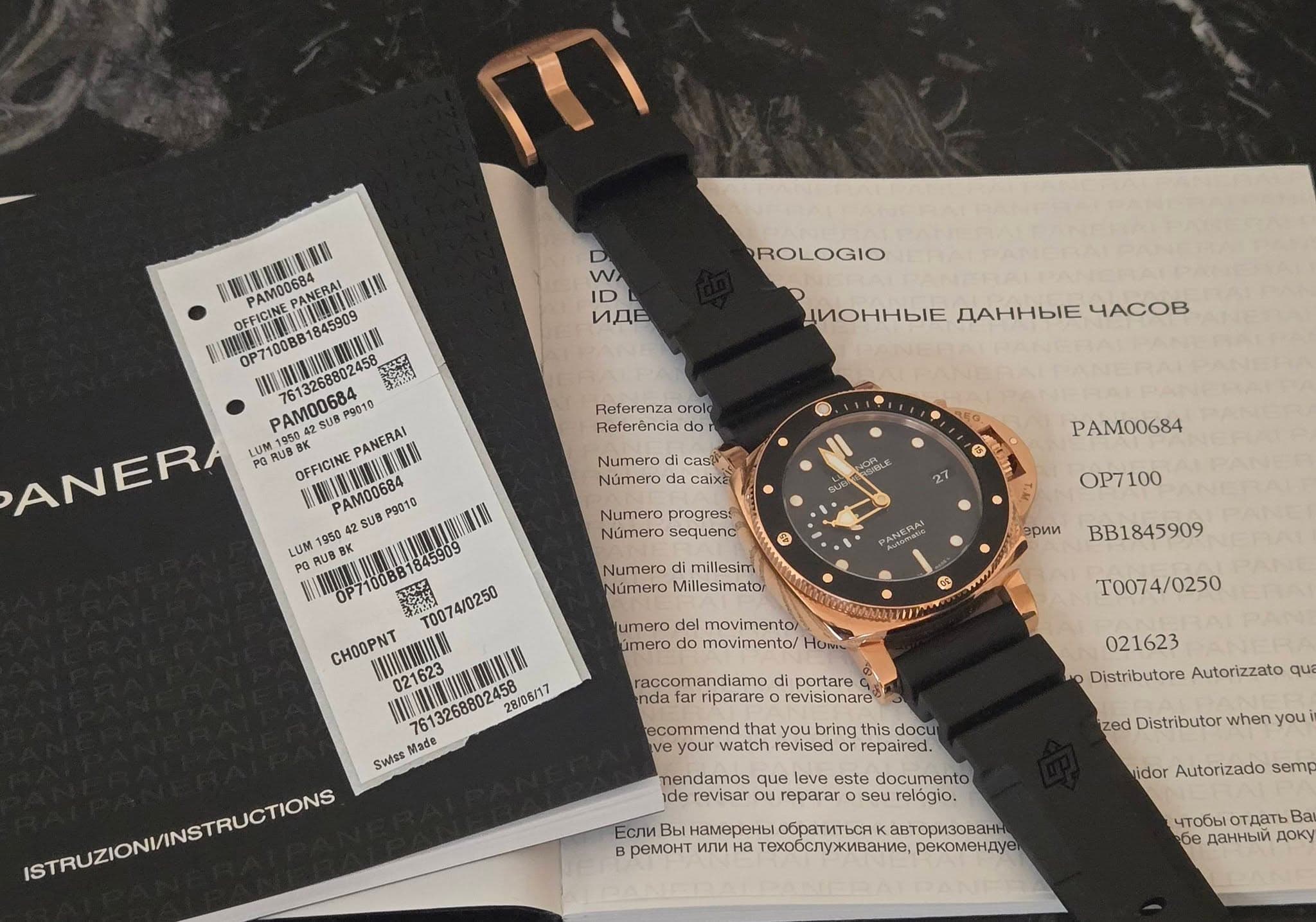 May be an image of ticket stub, digital watch and text that says 'W ID ИAE ROLOGIO AиoHHblE AAHHblE 4ACOB PAM00684 PAM00684 P9010 29010 PANERAI PO RUBBK OFFICINE PAM00684 SUB 能…