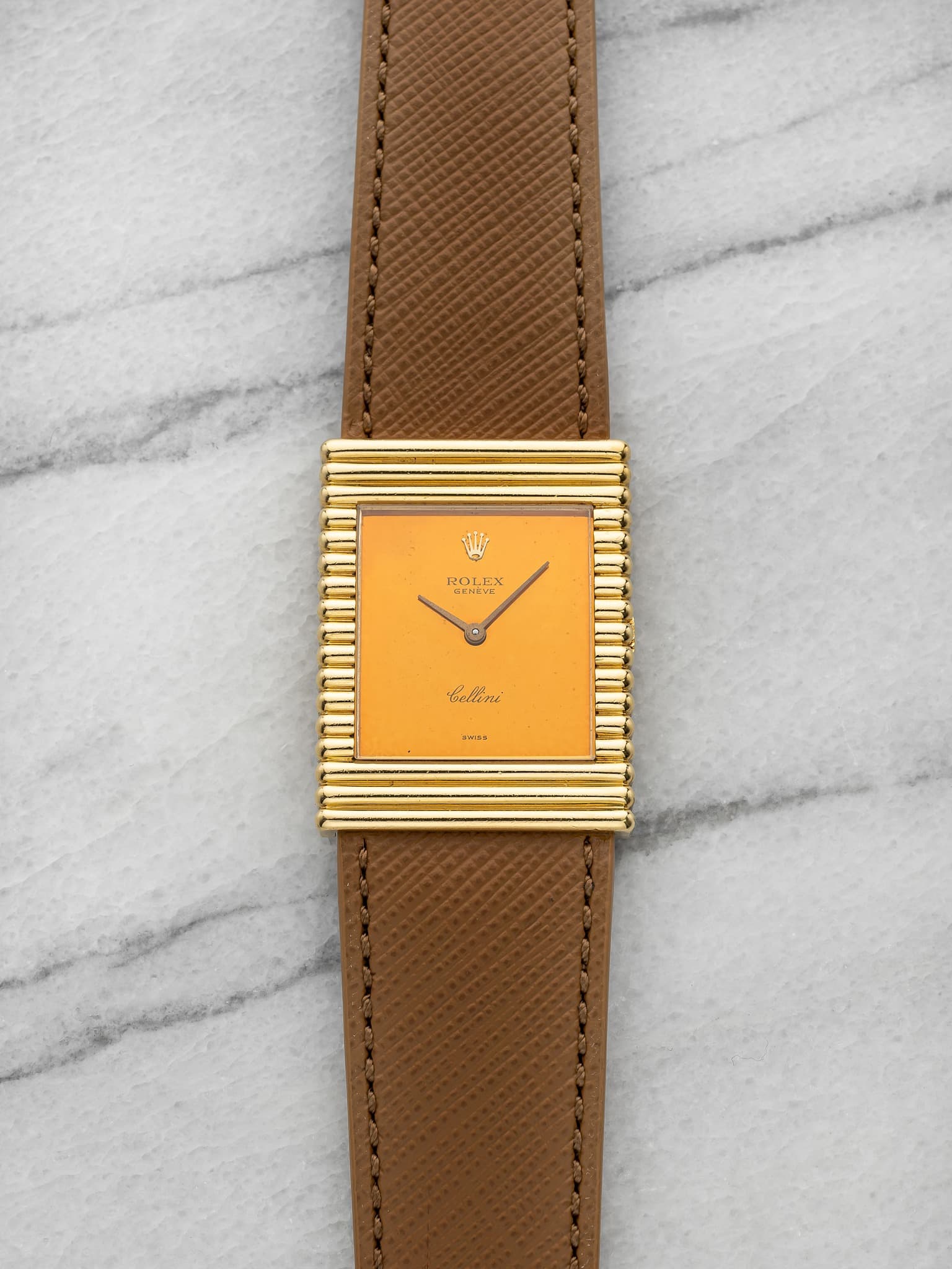 May be an image of wrist watch, leather and text that says 'ROLEX EX ROL 民ん bellini ช'