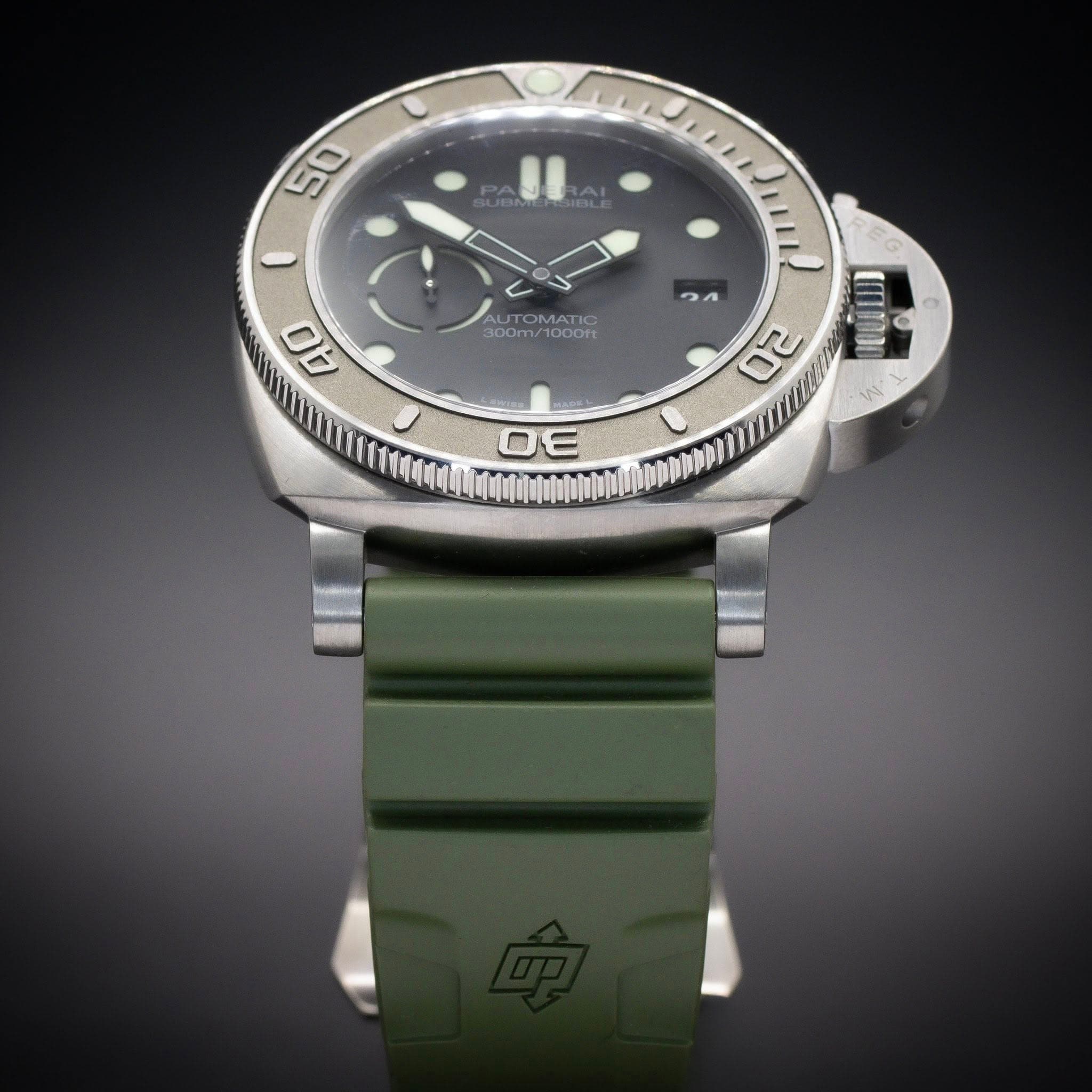 May be an image of wrist watch and text that says '50 5그 0 300m υTomTa /o0 UTOMATIC 1000r 40 24 የ 20 10 ന്നാ y B'