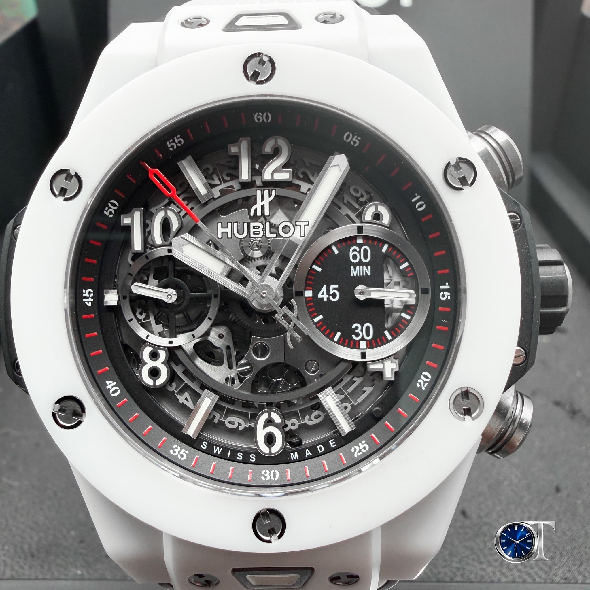 May be an image of wrist watch and text that says ' H HUBLOT 10 45 60 MIN ၁ oV I 07 ممز 0 $ S sMsSs W D S S M A D 谷 30 Gu OT'