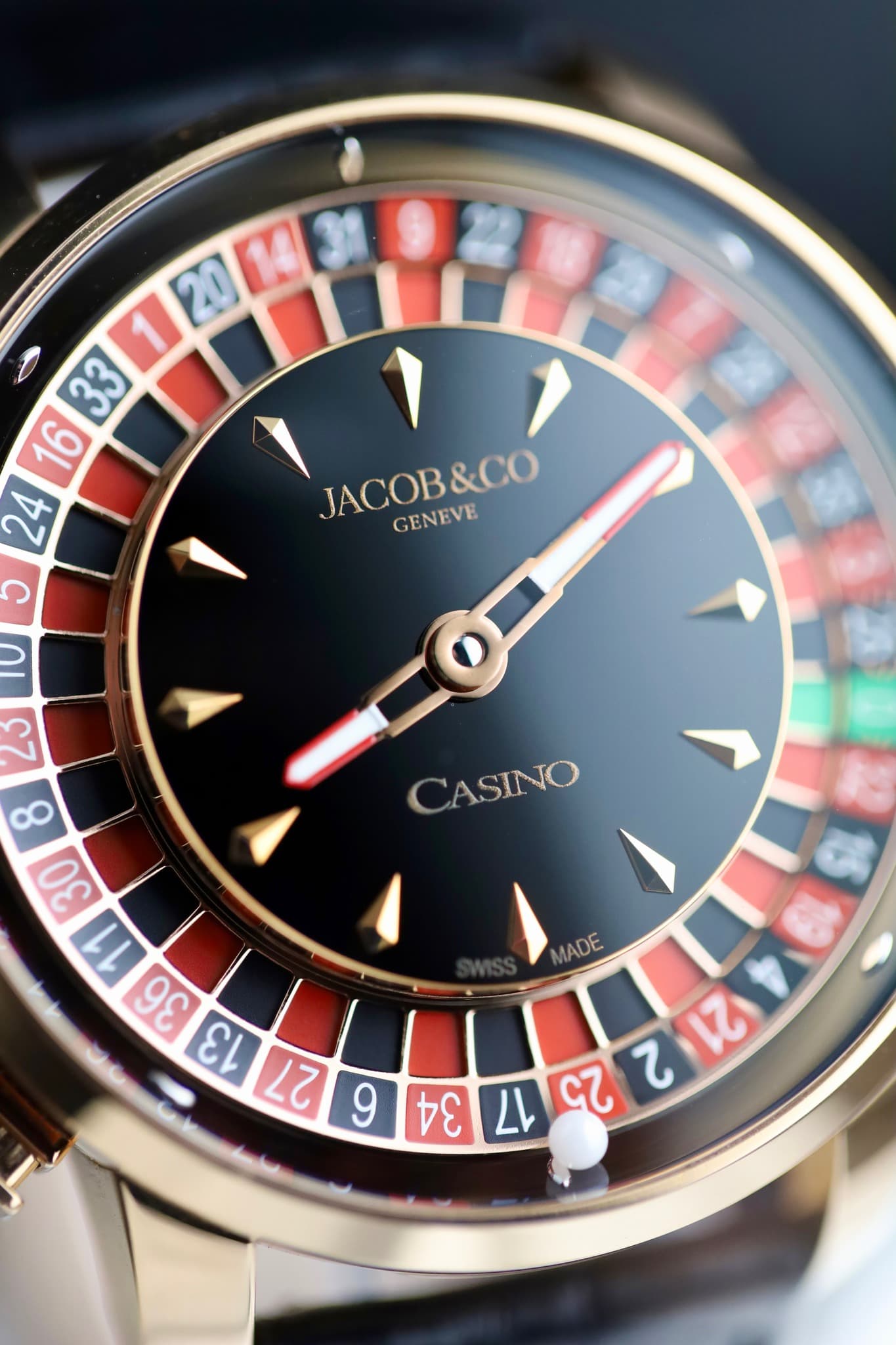 May be an image of wrist watch and text that says ' JACOB&CO GENEVE CASINO S7 ထ σε 11 MADE 36 ει 27 229 9 3e レ aZ 222'