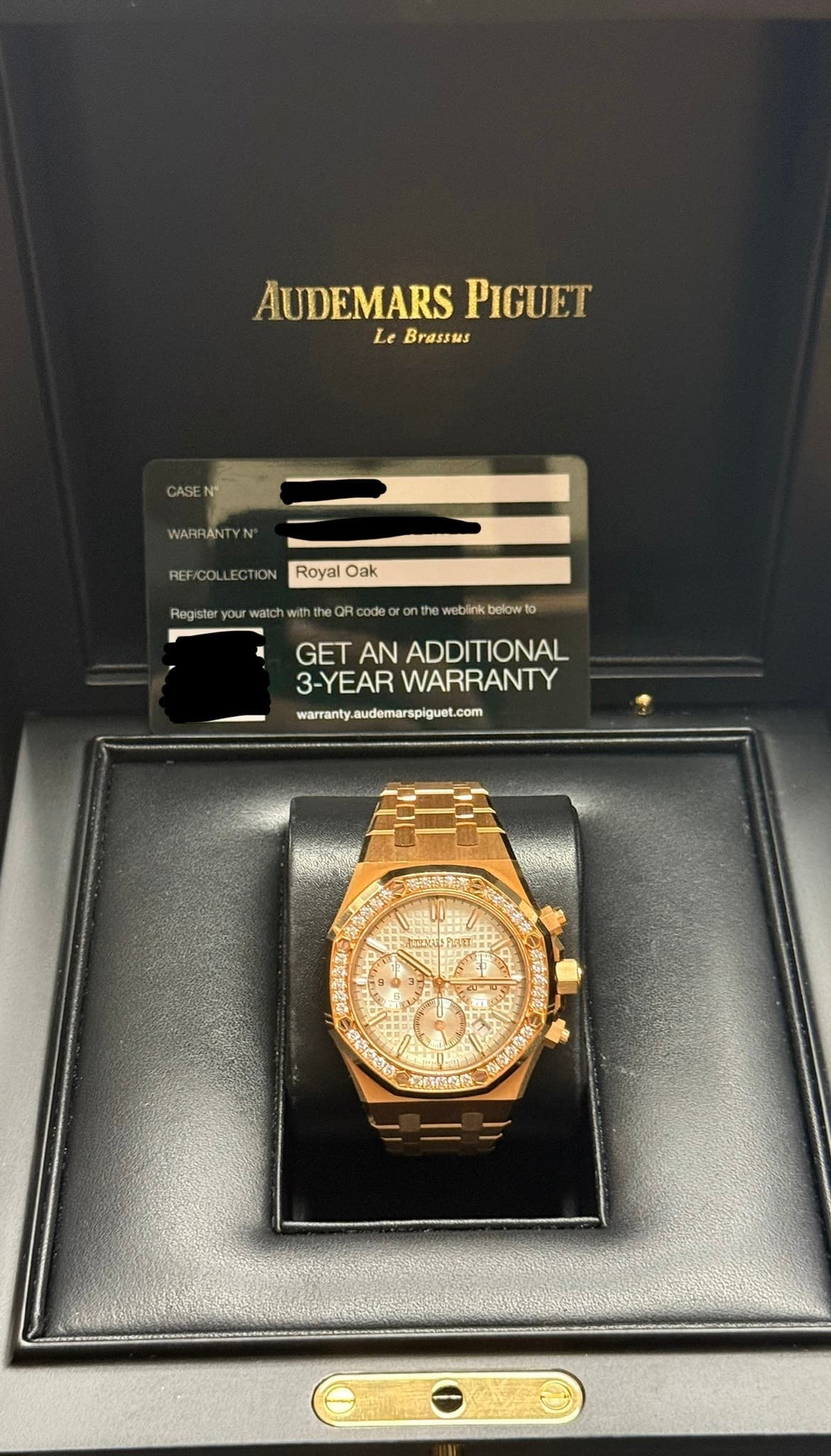 May be an image of wrist watch and text that says 'AUDEMARS AUDEMARSPIGUET PIGUET Le Le CASEN WARRANTYN REF/COLLECTION REF Royal Oak Regste with weblink below GET AN ADDITIONAL…