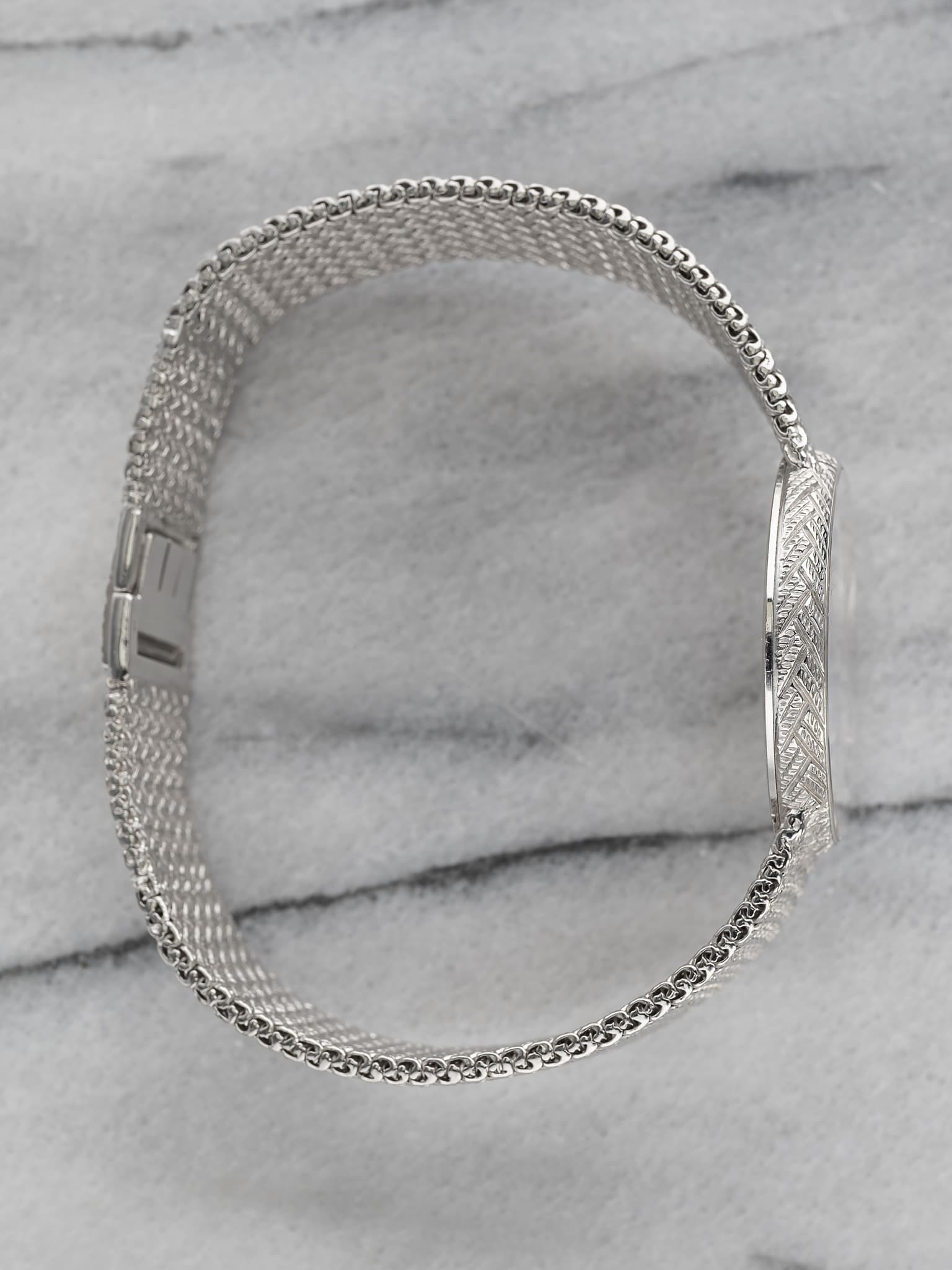 May be an image of jewelry