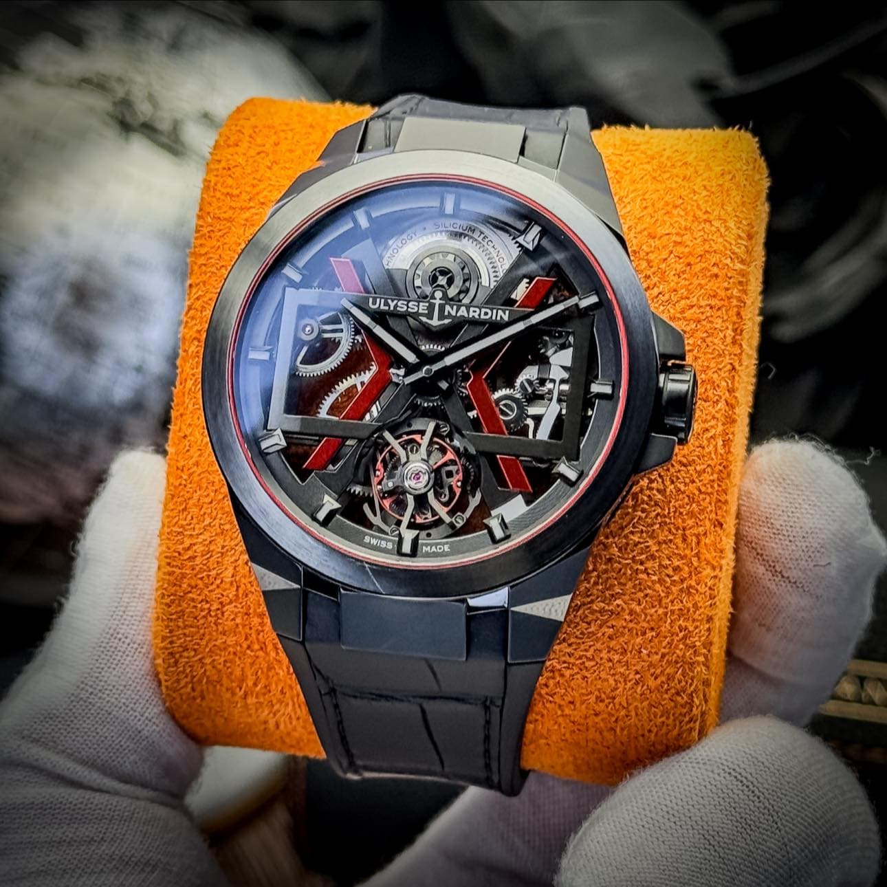 May be an image of wrist watch and text that says 'ت Θ ULYSSE ULYSSETNARDIN ULY NARDIN தகி்ப शণ SWISS MADK'