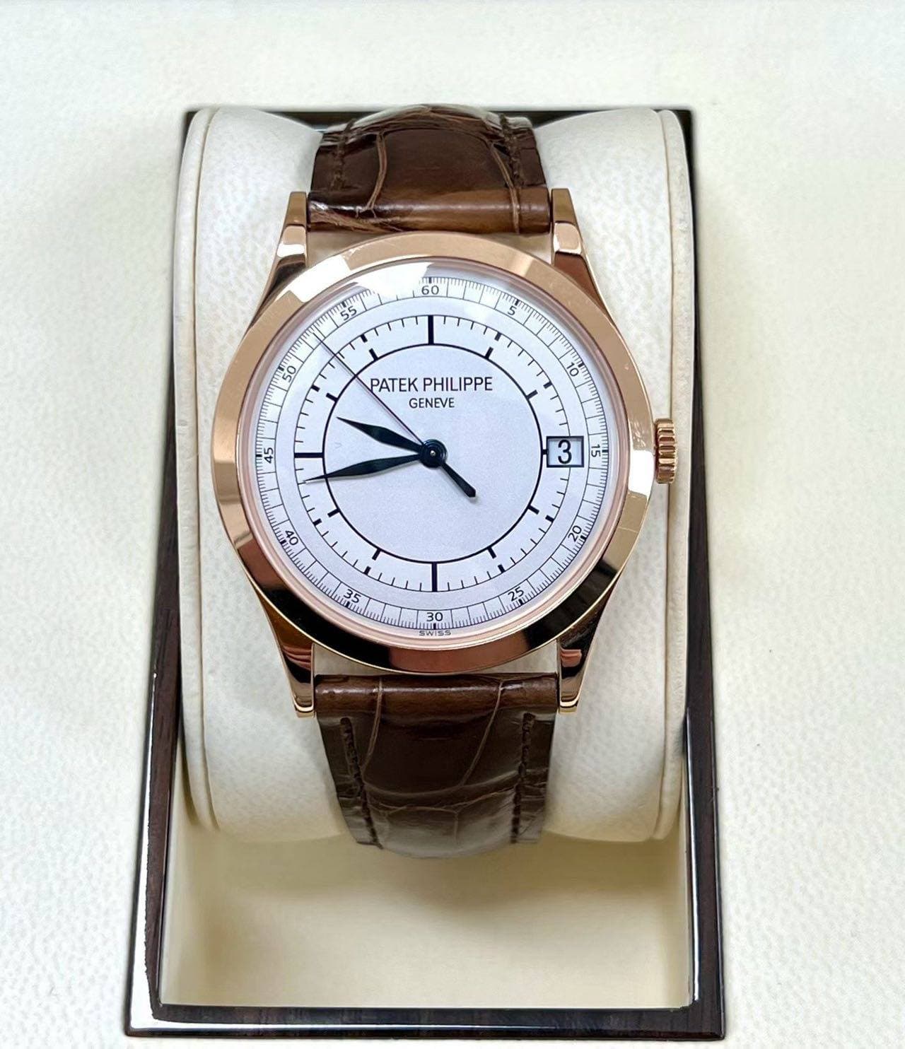 May be an image of wrist watch and text that says '60 دل PATEK PHILIPPE GENEVE لل က แด euss'