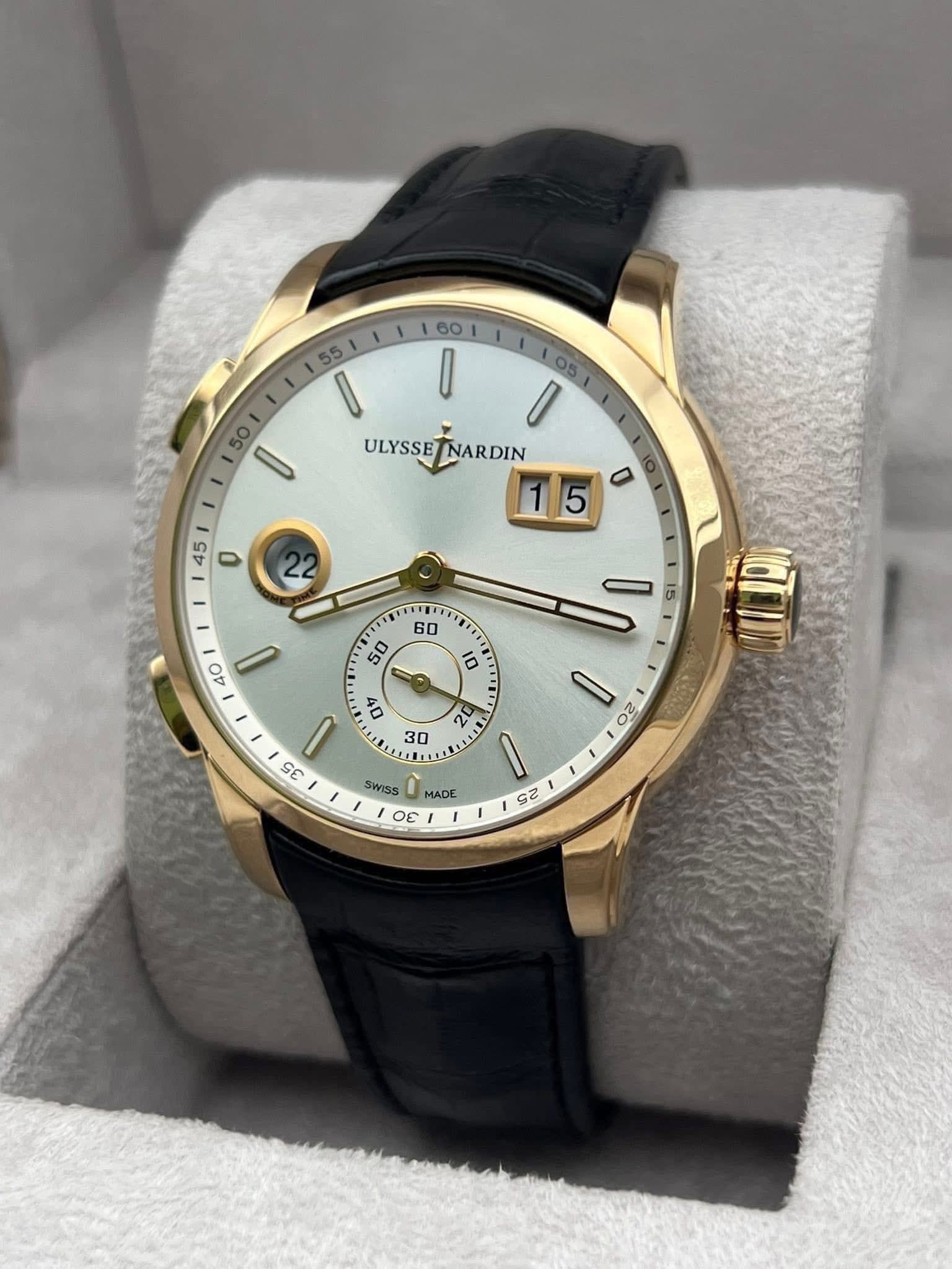 May be an image of wrist watch and text that says '55 60 I 05 50 0 ULYSSE ULYSSETNARDIN NARDIN 1 15 5 o I 50 60 ID 01 (T 40 30 2 = 35 2 SWISe SWISS MADE 30 N'
