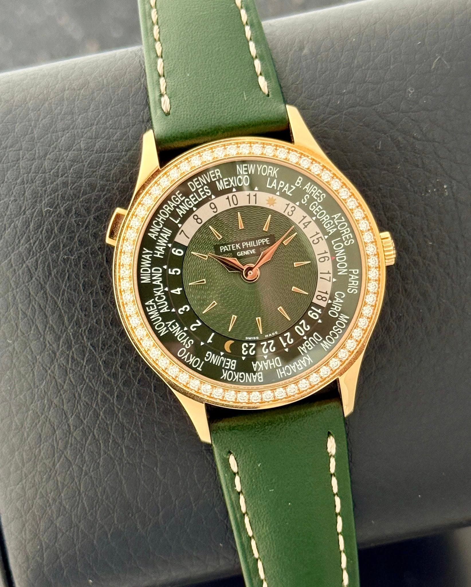 May be an image of wrist watch and text that says 'PATE KP PHILIPPE GENEVE DENVER MEXICO 11 LAPAZ B B NEWYORK ANCHORAGE ANGELES A . S. AIRES HAWAII 6 14 GEORGIA 15 MIDWAY 5 16 17…
