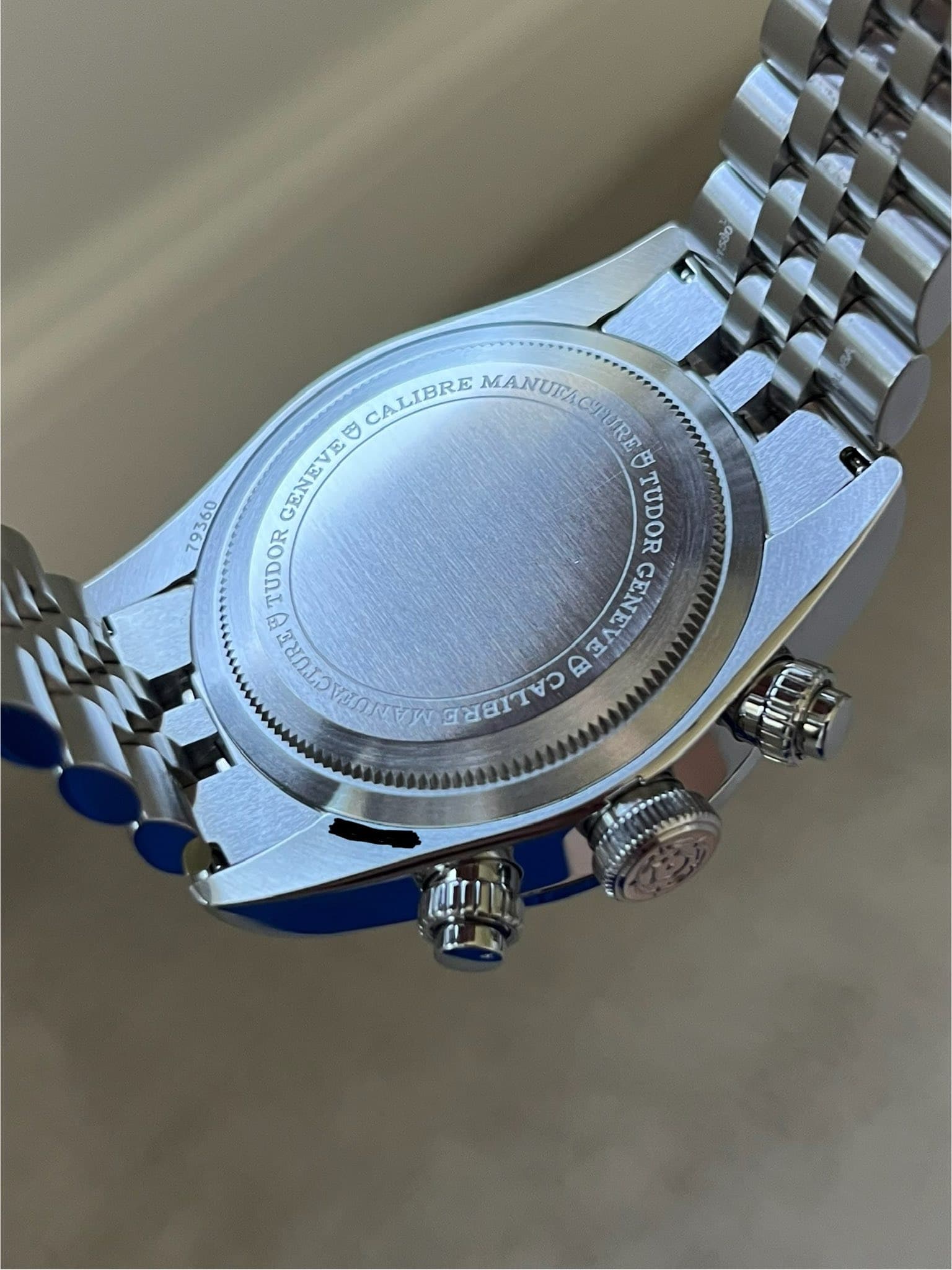 May be an image of wrist watch and text that says '79360 CALIBRE MANUTACIRURE MANURAG GENEVE ਦ CALIBRE FURE 円 TUDOR TUDOR 0 URE TURE A าลงว B B'