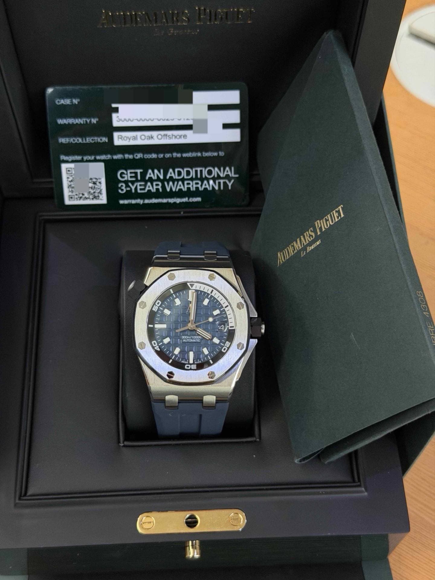 Audemars Piguet Royal Oak Offshore Diver, photo 2