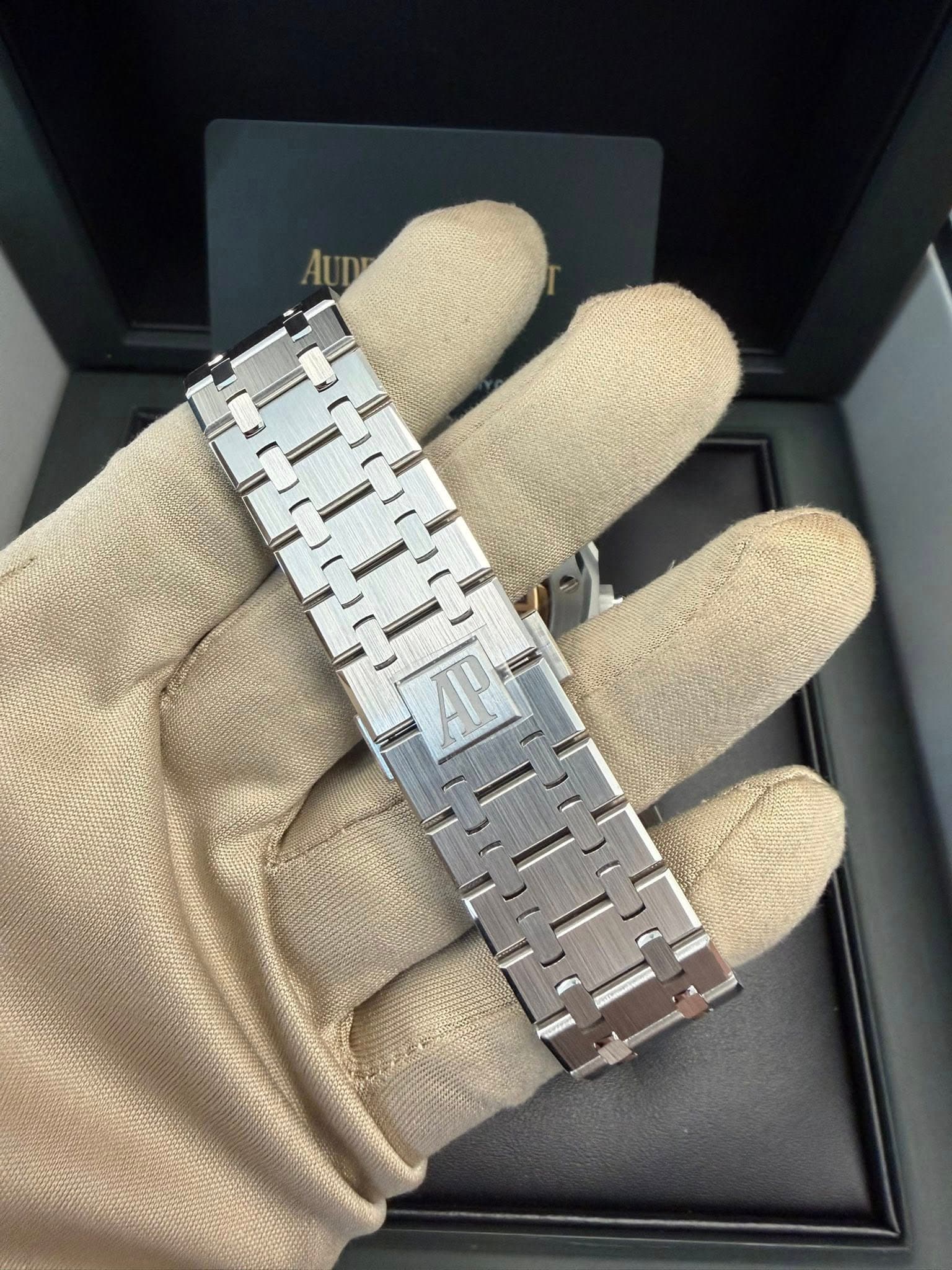 May be an image of digital watch