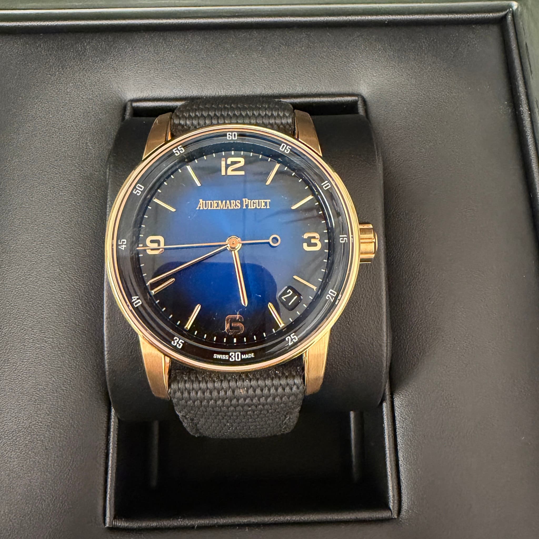 Audemars Piguet CODE 11.59 Automatic Pink Gold, photo 6