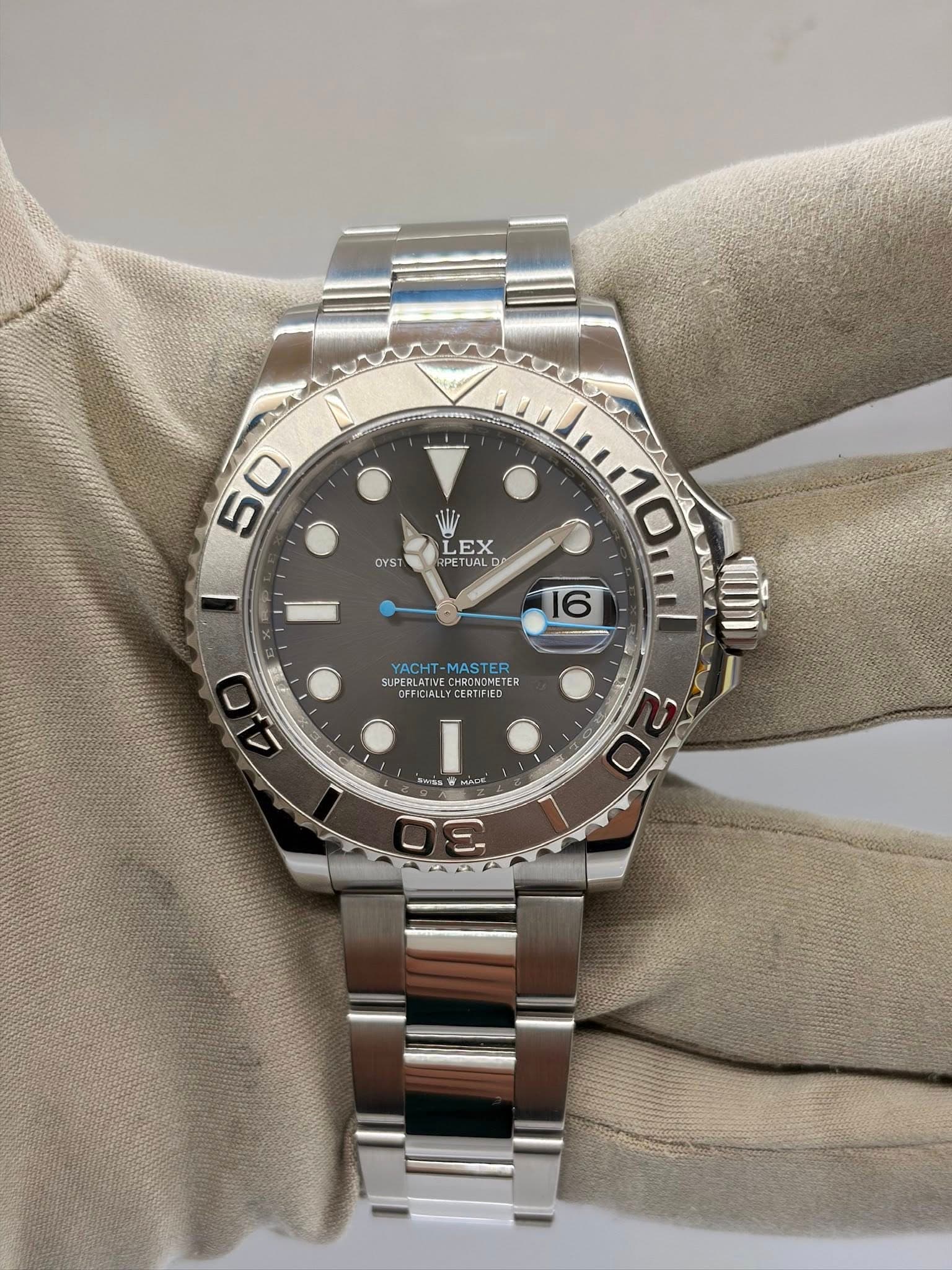 May be an image of wrist watch and text that says '50 OYST LEX RPE UAL JALE LD 16 10 ന்ா YACHT-MASTER YACHT MASTER YACHT-MASTER MAST SUPERLATIVE OFFICIALLY.CERTFIED SUPERATER…
