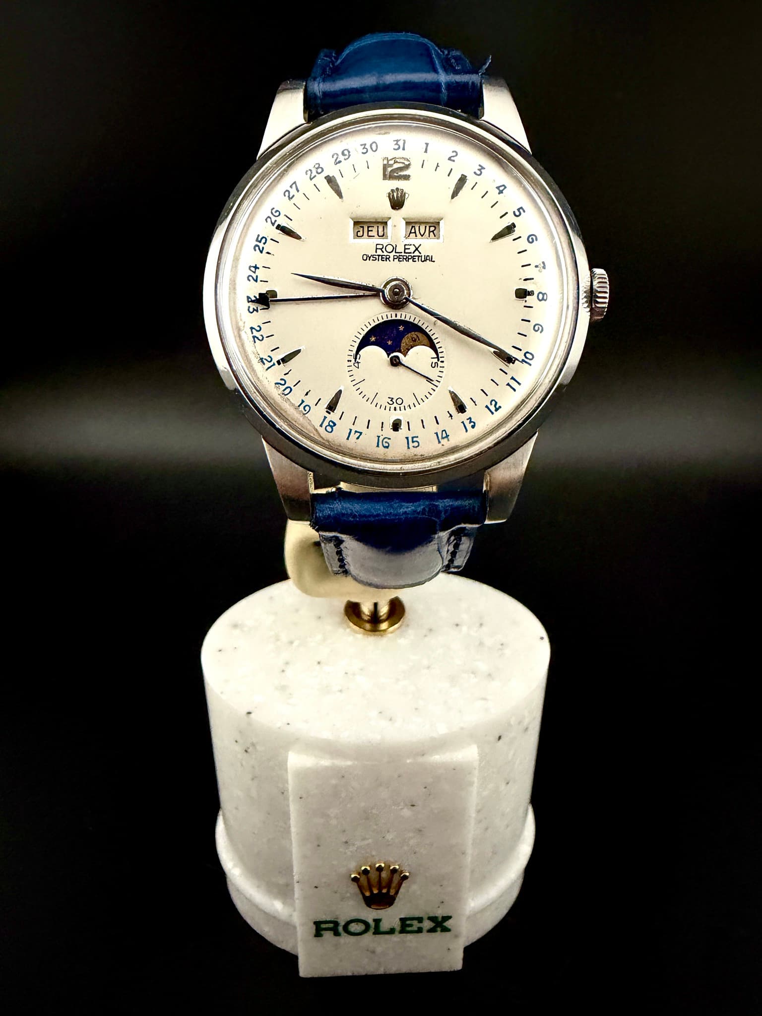 May be an image of wrist watch and text that says '31 I 2G 25 24 3 อ AUR ROLE OLEX OYSTERPERPETU: OYSTERP RFETUAL 5 G % 3 8 Eи EUnC ๑ อก S な ្រ 0 1 ด 2AL 1G 15 14 13'