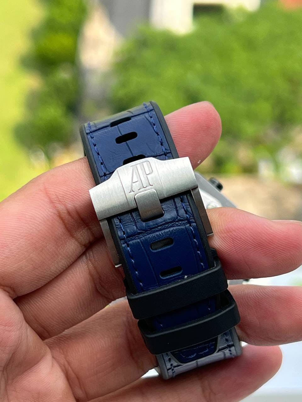 May be an image of digital watch and text that says 'AP'