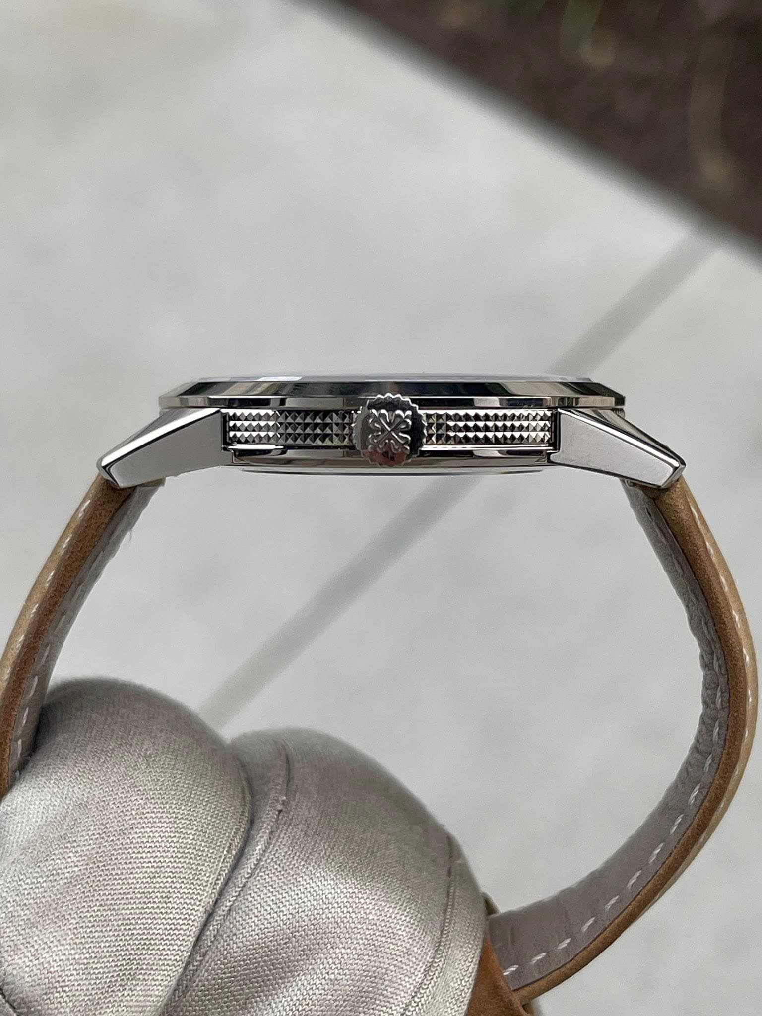 Patek Philippe Calatrava, photo 6