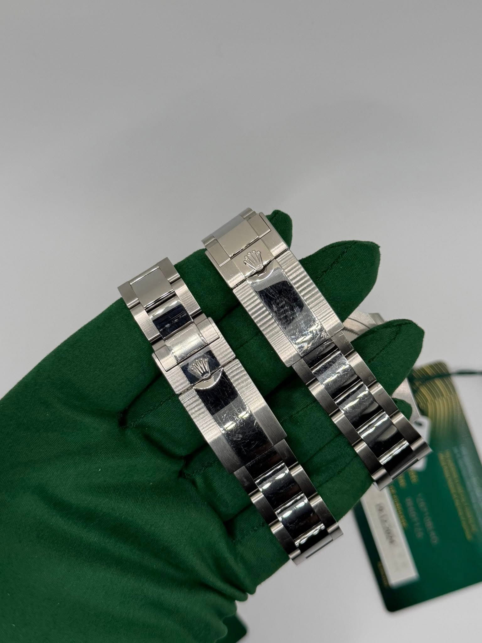 May be an image of digital watch